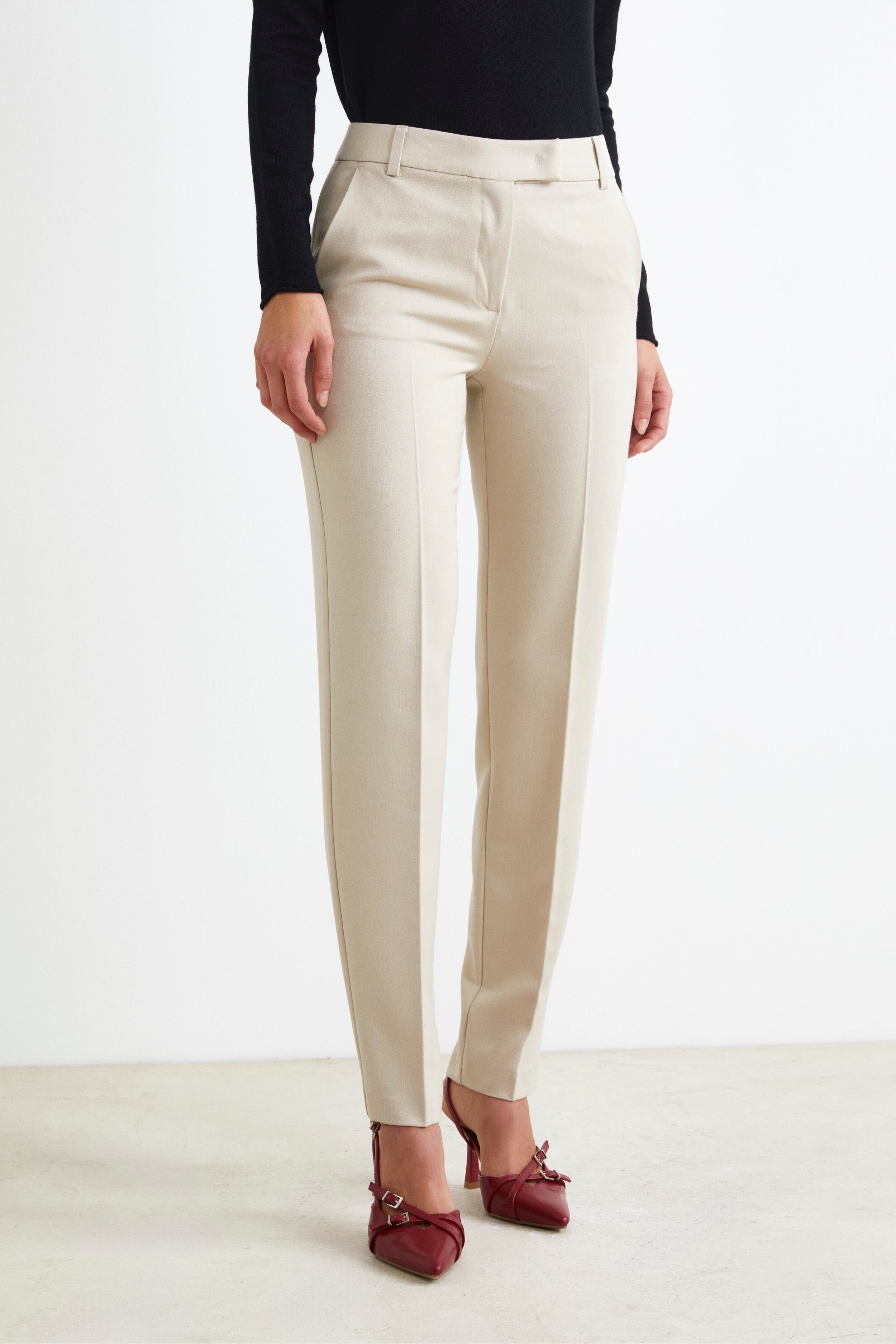 Pantalon Cigarette Coupe Regular - BEIGE