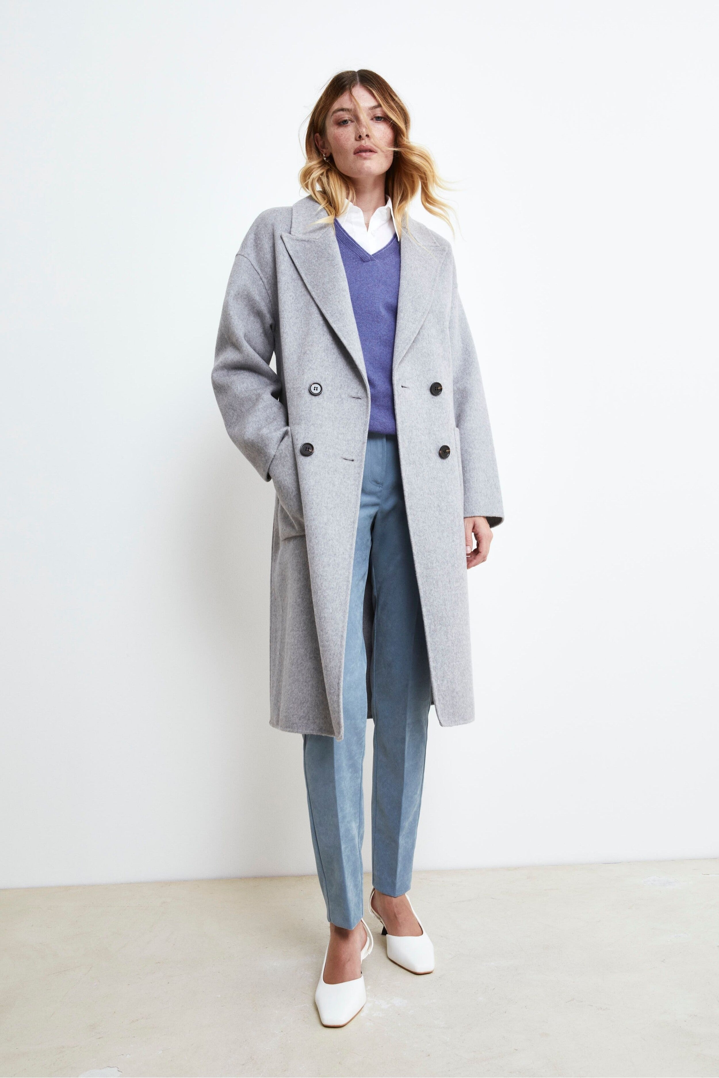 Double-Breasted Coat with Belt - Light grey