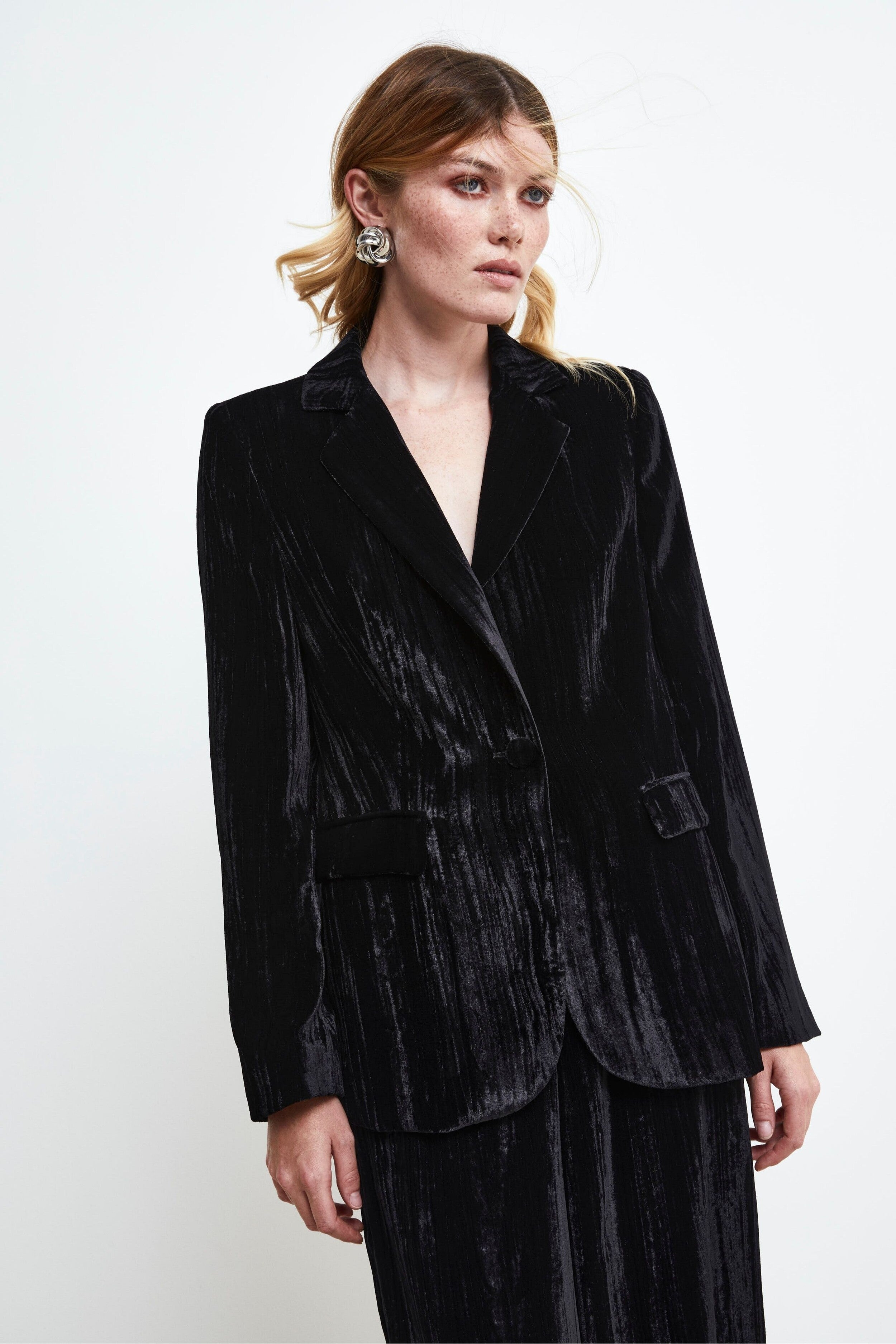 Women’s Velvet Jacket - BLACK