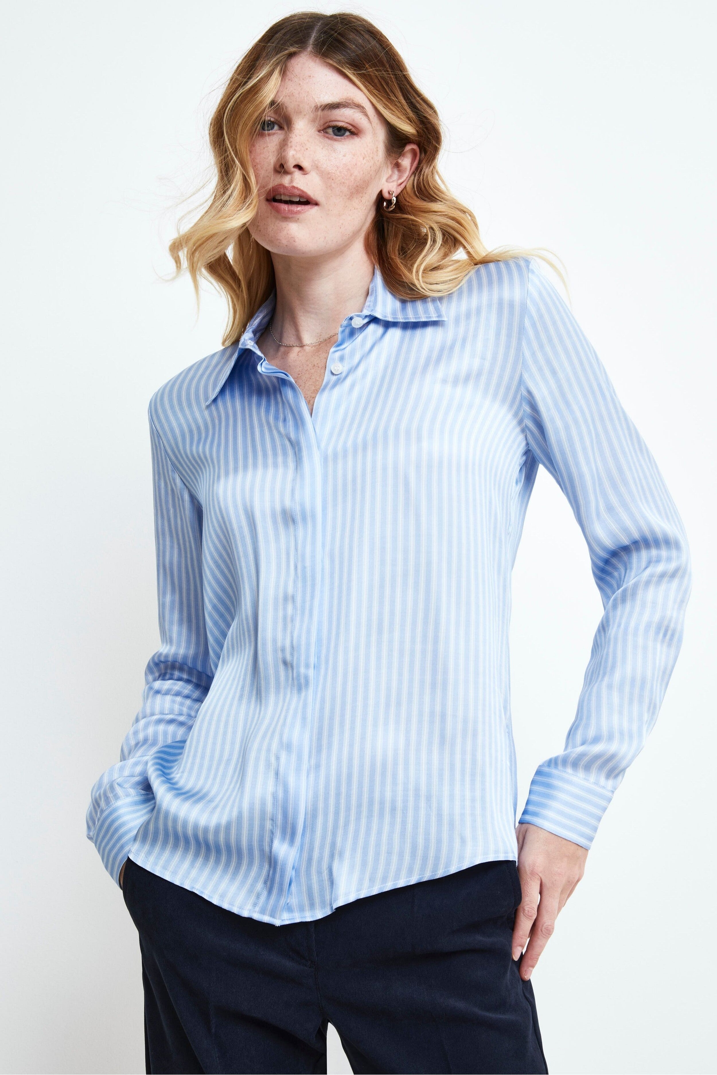 Fitted Striped Shirt - Light blue stripe