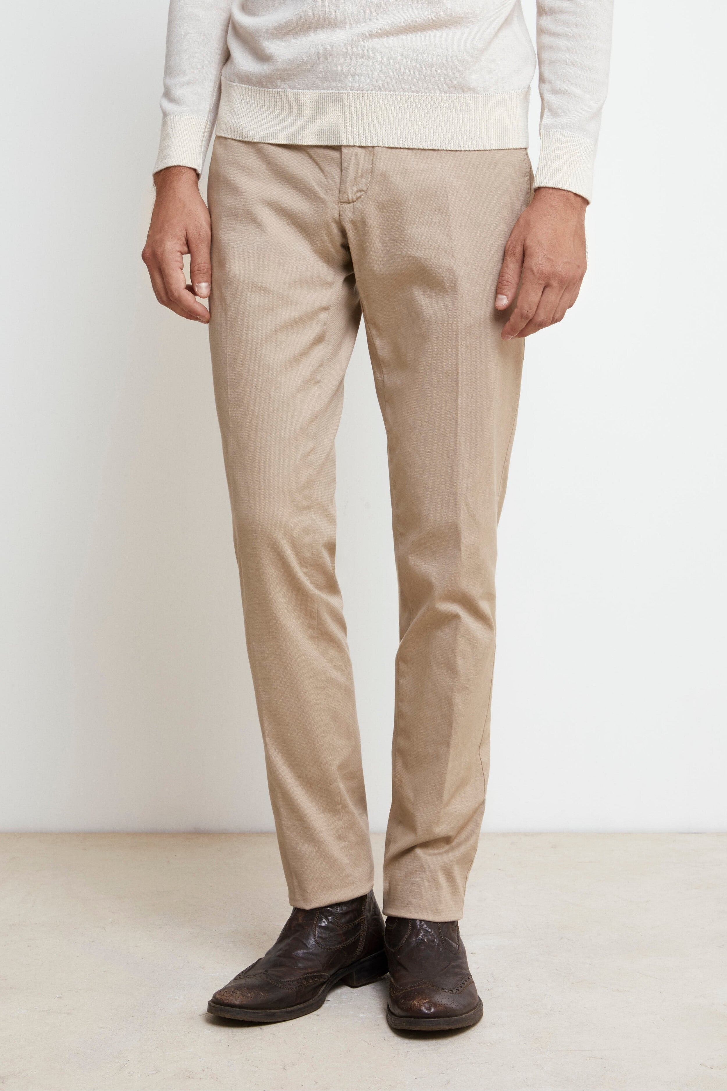 Slim Fit Hose aus Baumwolle - BEIGE