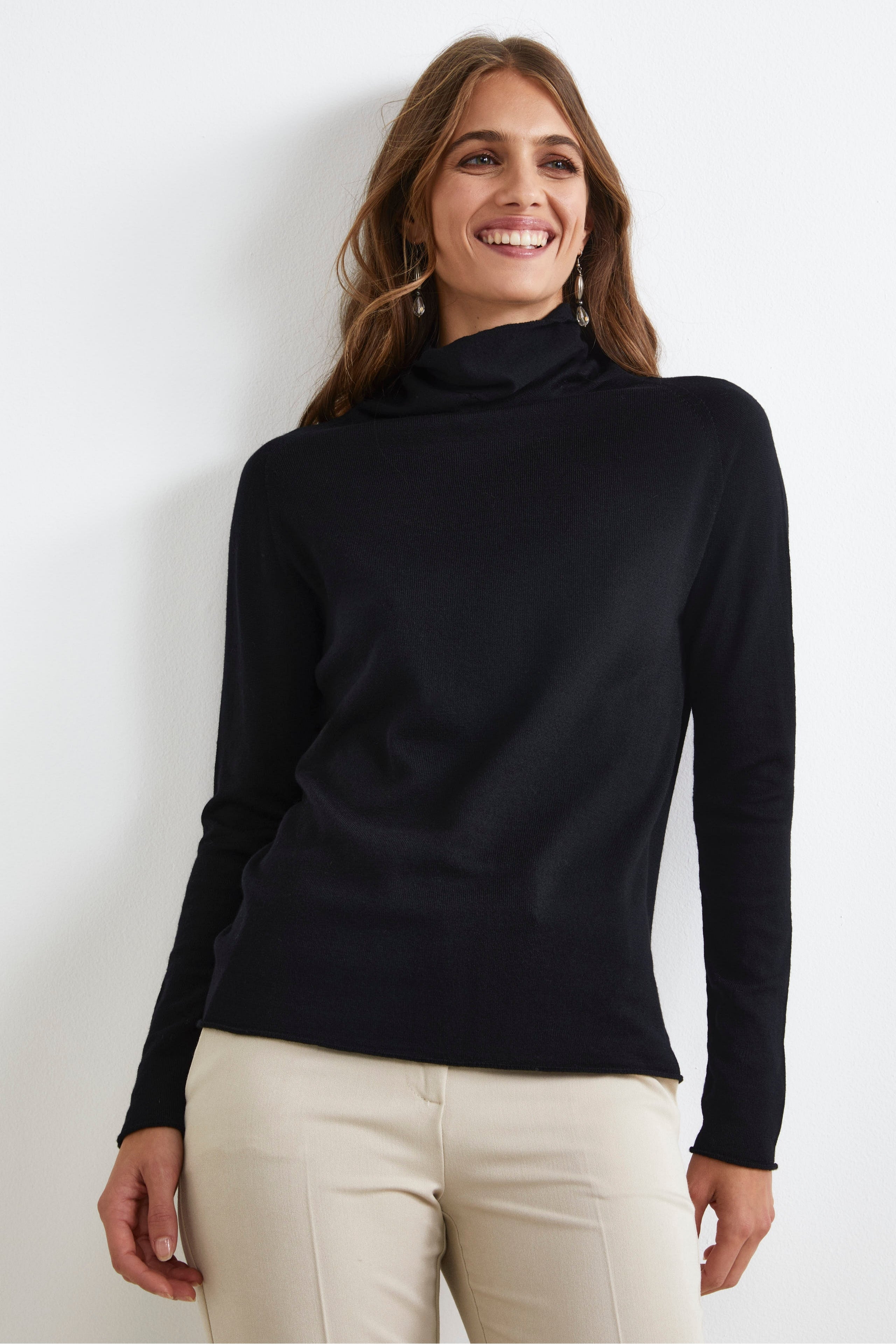 Soft Collar Sweater in Merino Wool - Black