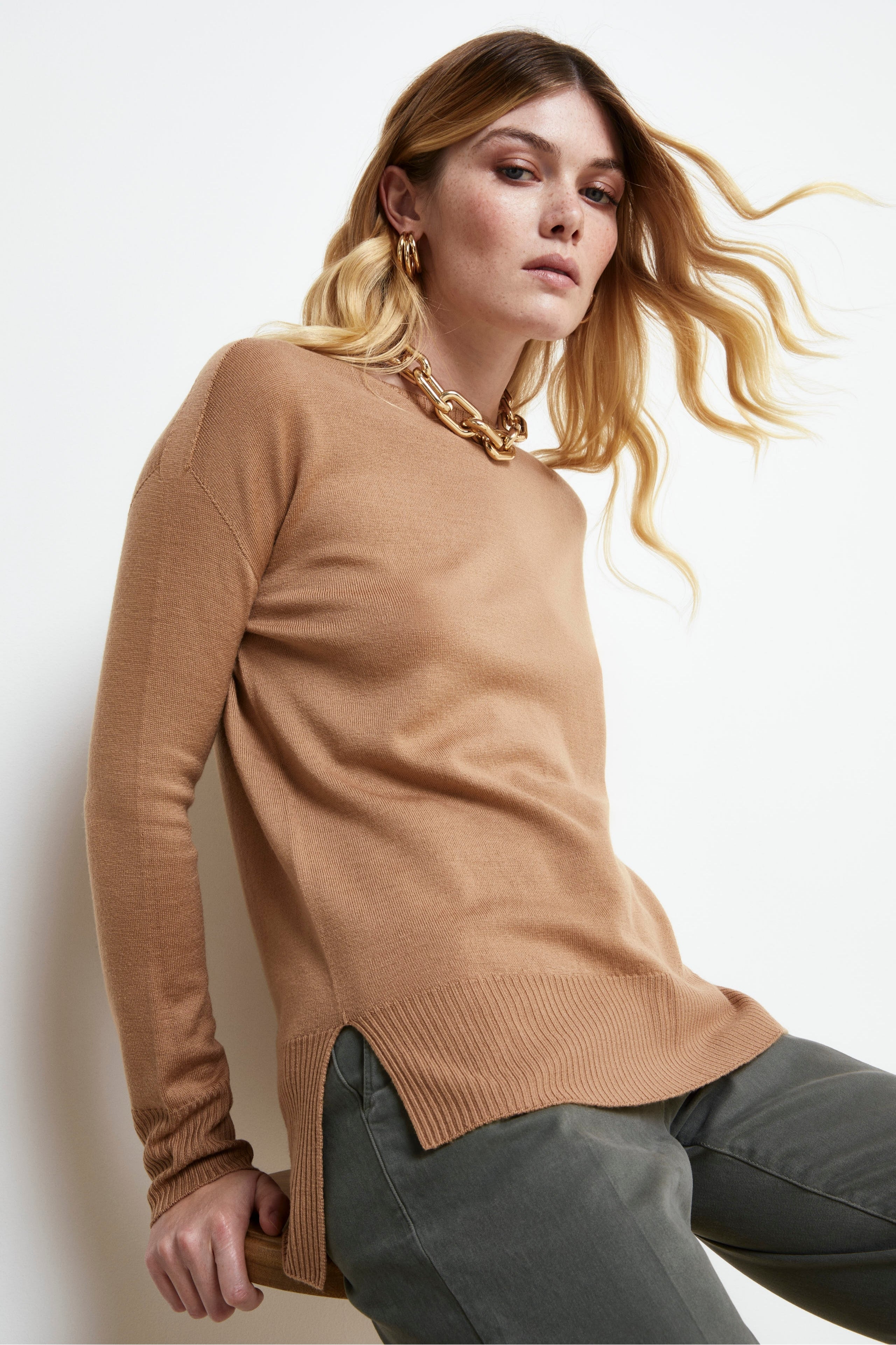 Oversized Boat Neck Sweater in Merino Wool - CAMEL