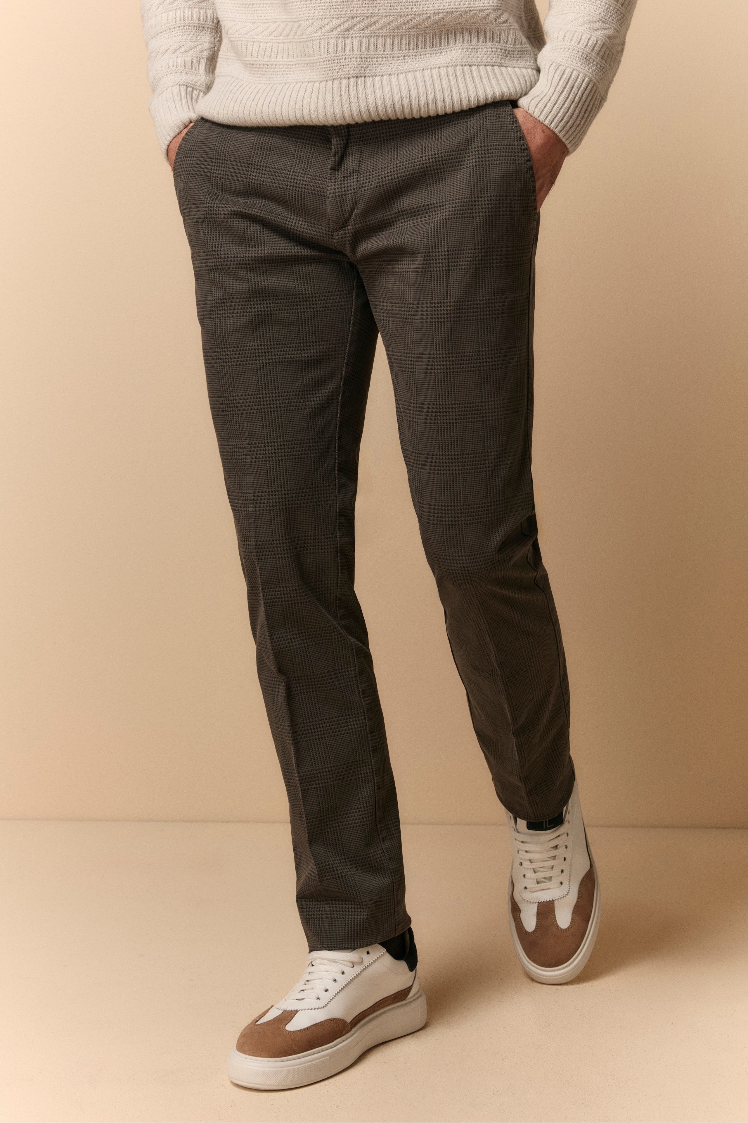 Patterned Slim Fit Trousers in Gabardine - ANTHRACITE CHECK