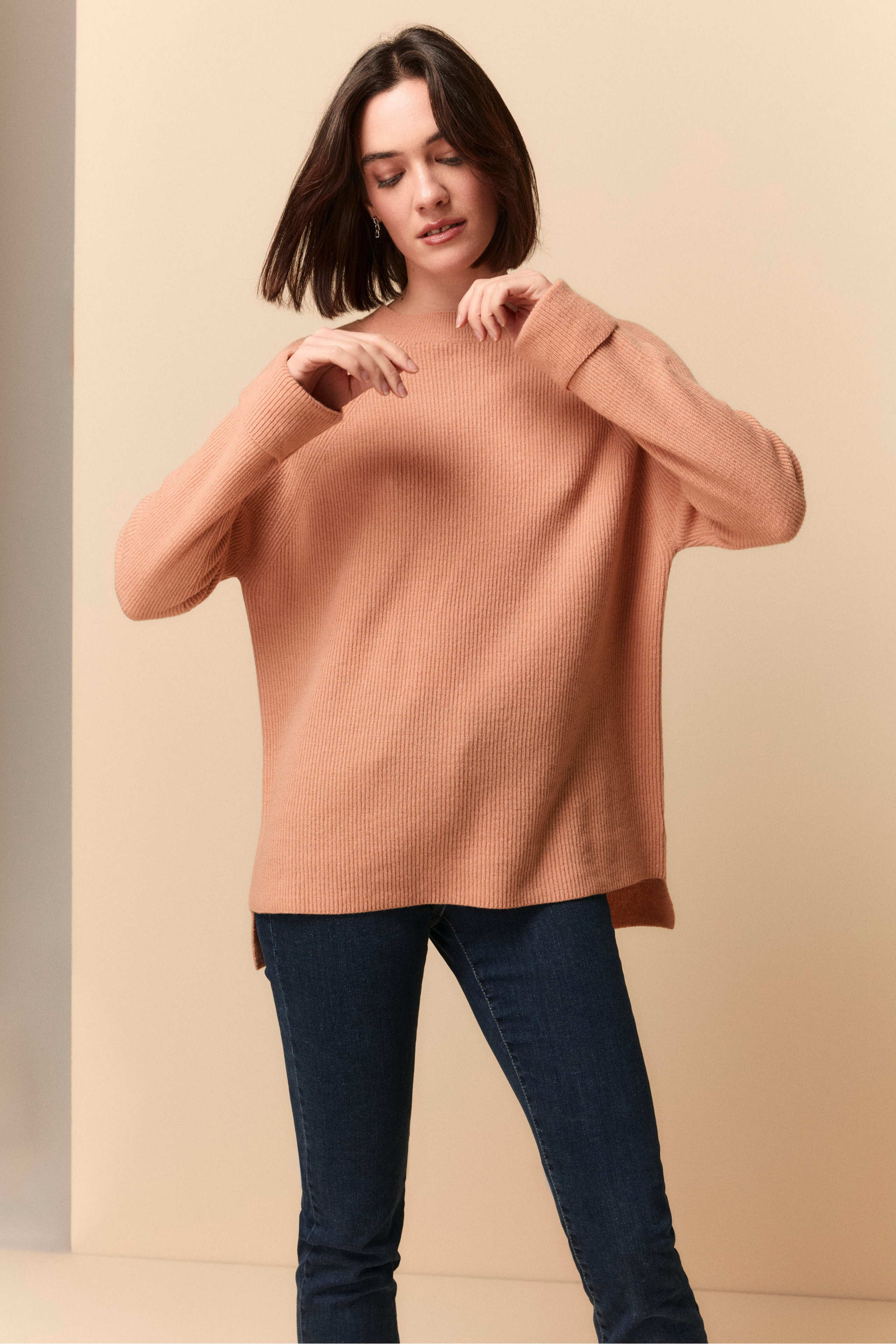 Ribbed Crew Neck Sweater in Wool and Cashmere - -