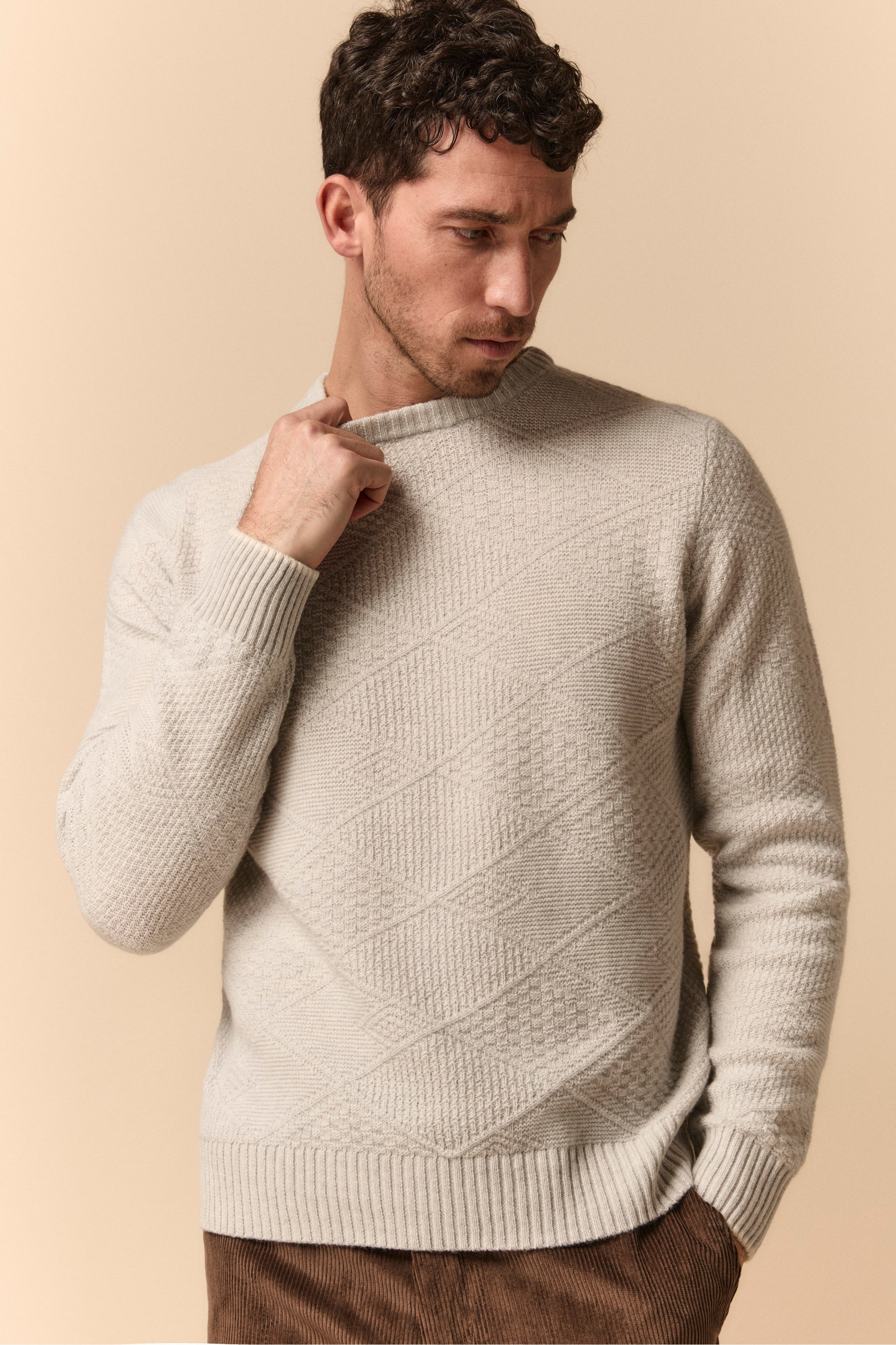 Knitted Crew Neck in Extra Fine Merino Wool - PEARL