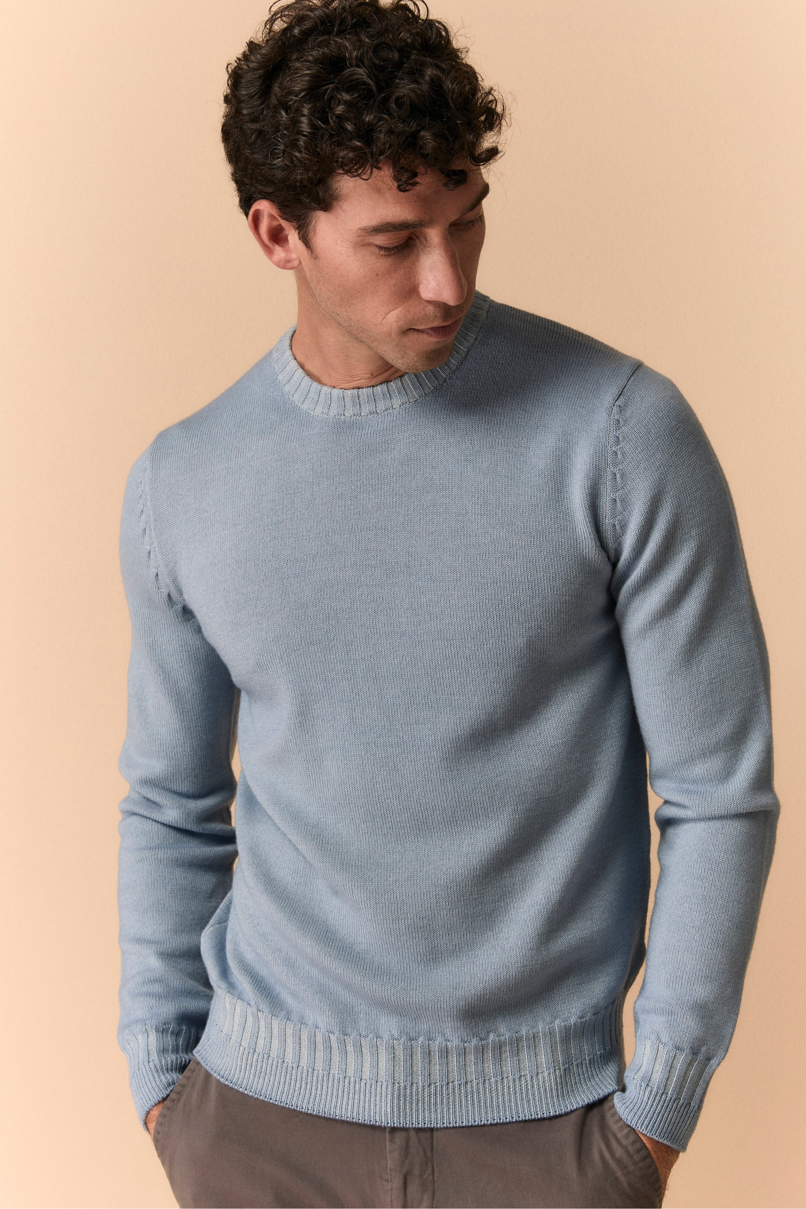 Vintage Sweater in Extrafine Merino Wool - Light blue