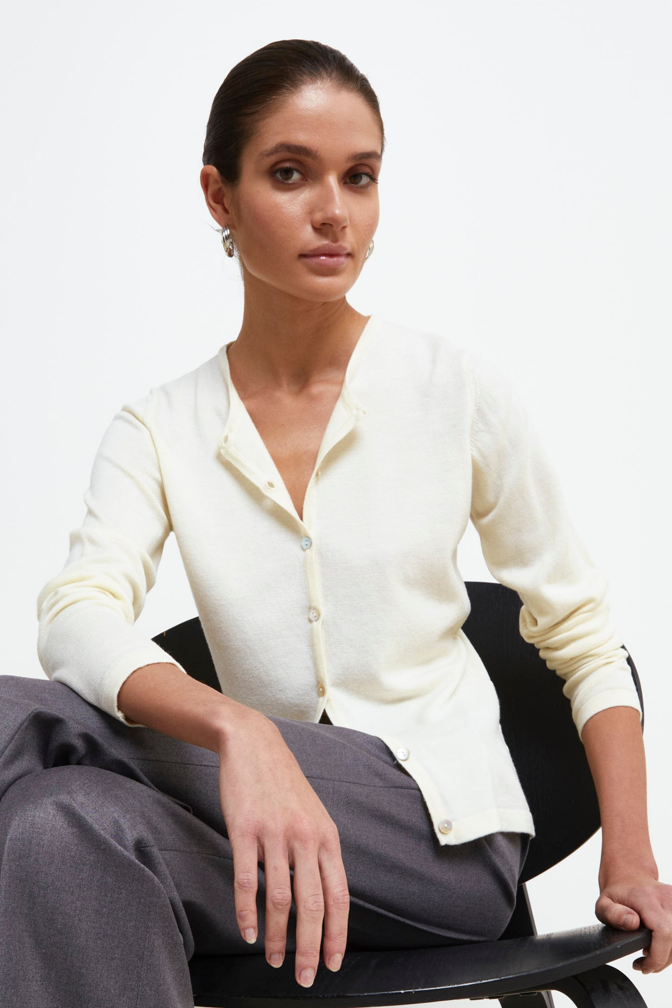 Slim Merino Wool Cardigan - ECRU