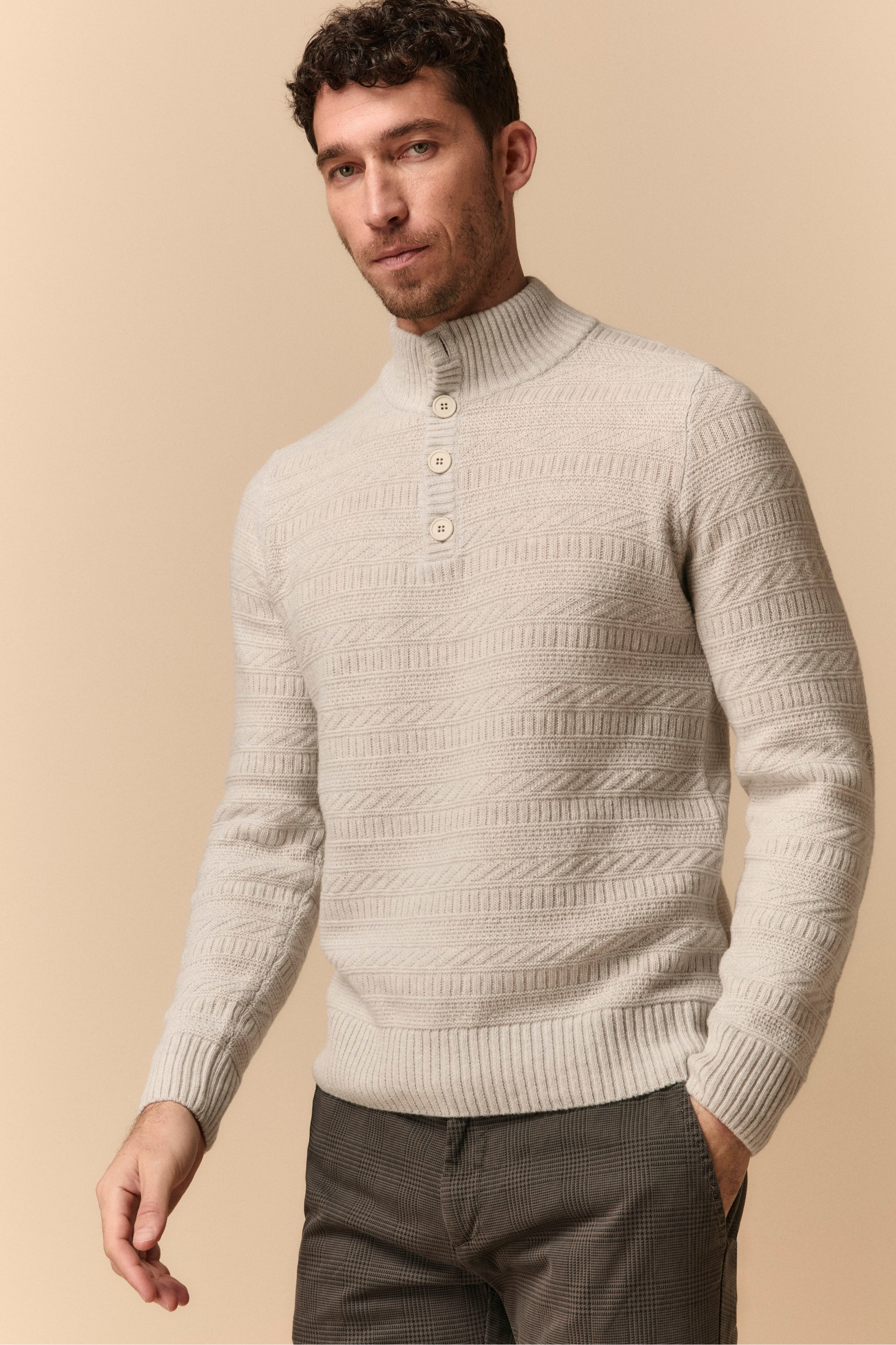 Turtleneck with Buttons in Extra Fine Merino Wool - PEARL