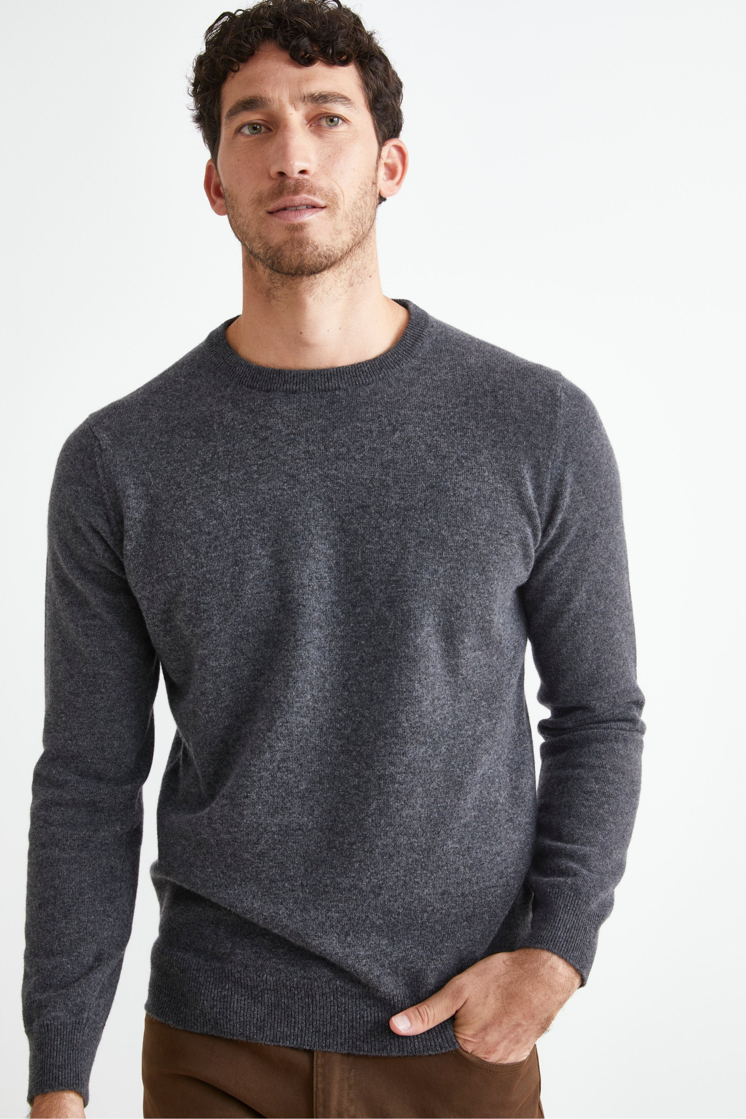 Crew-neck sweater in wool - Charcoal grey