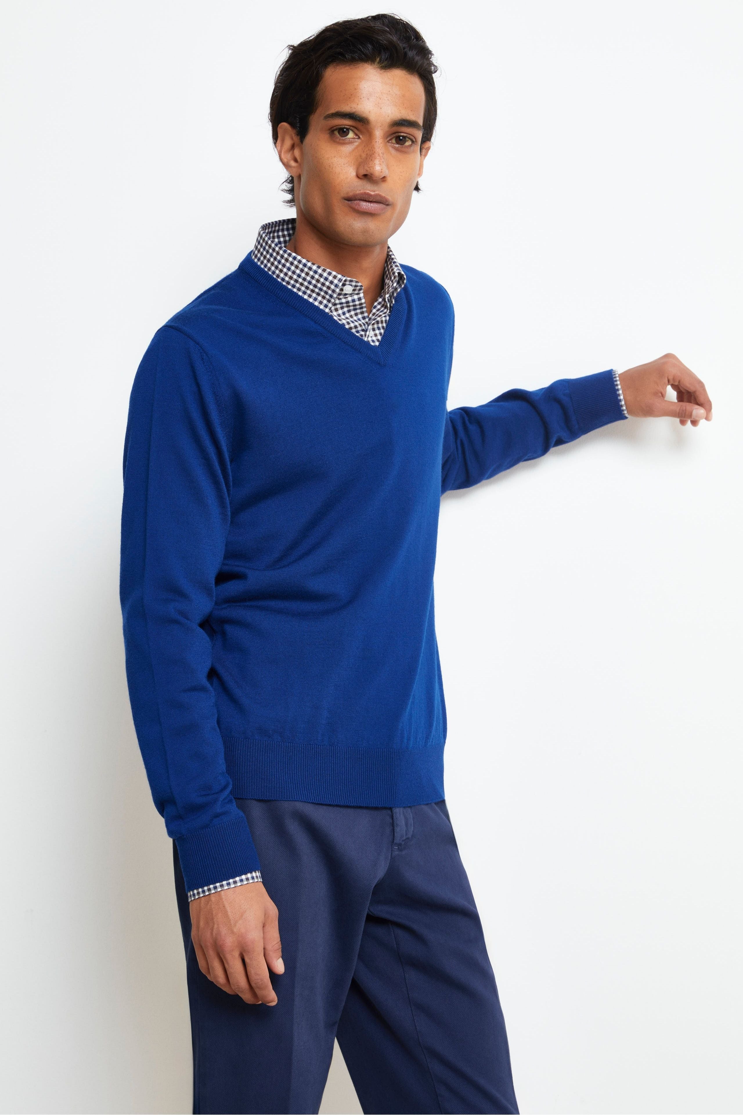 V-Ausschnitt Pullover aus Merinowolle - Mittelblau