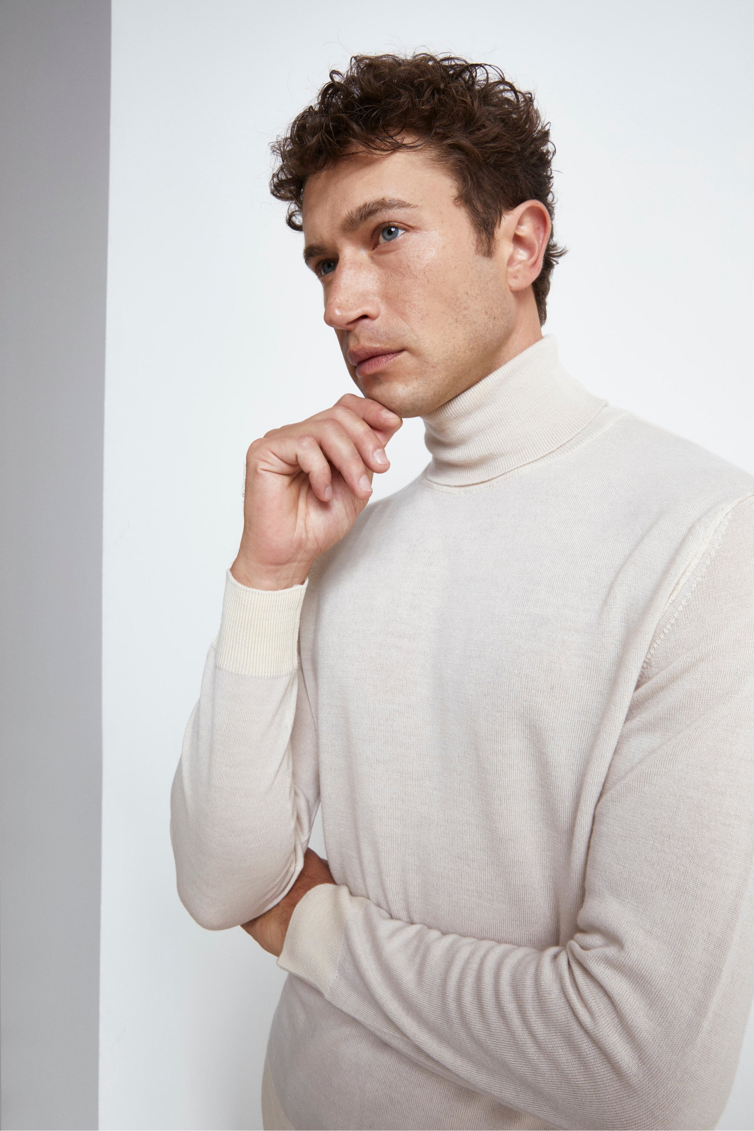 Men’s Merino Wool Turtleneck - Butter white