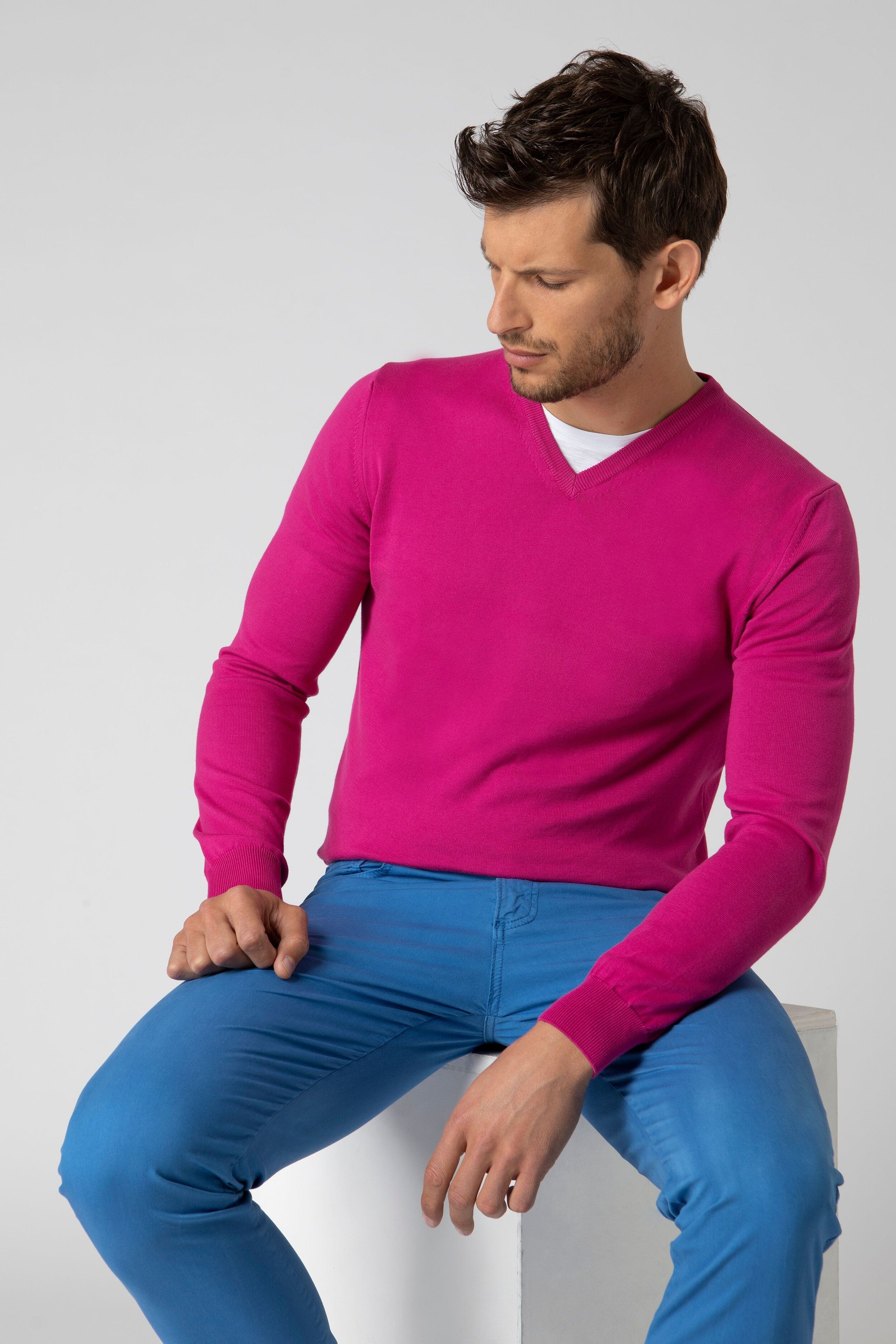 Pullover aus Baumwolle mit V-Ausschnitt - Fuchsie