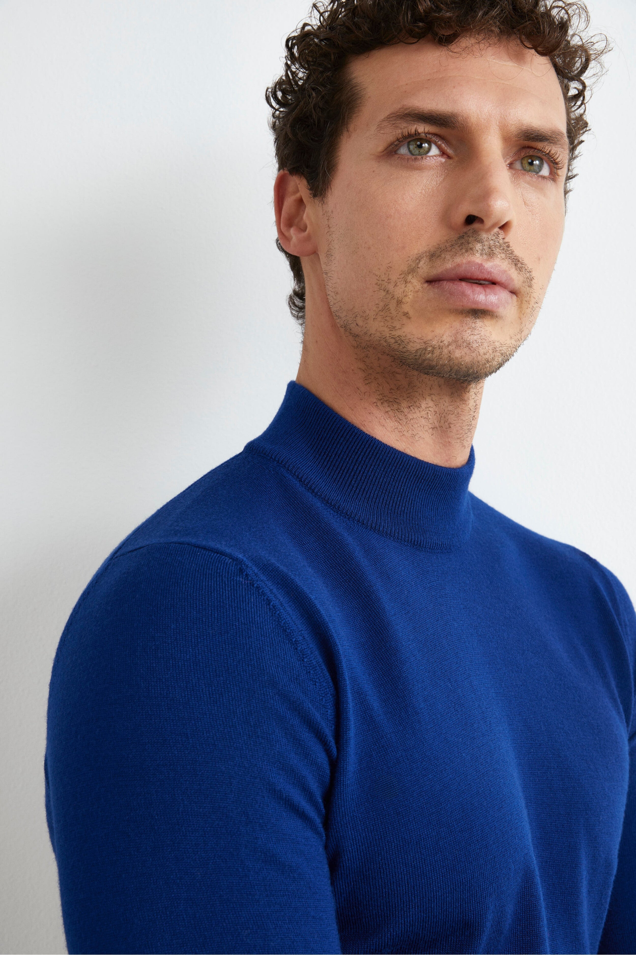 Rollkragenpullover aus Merinowolle - Mittelblau