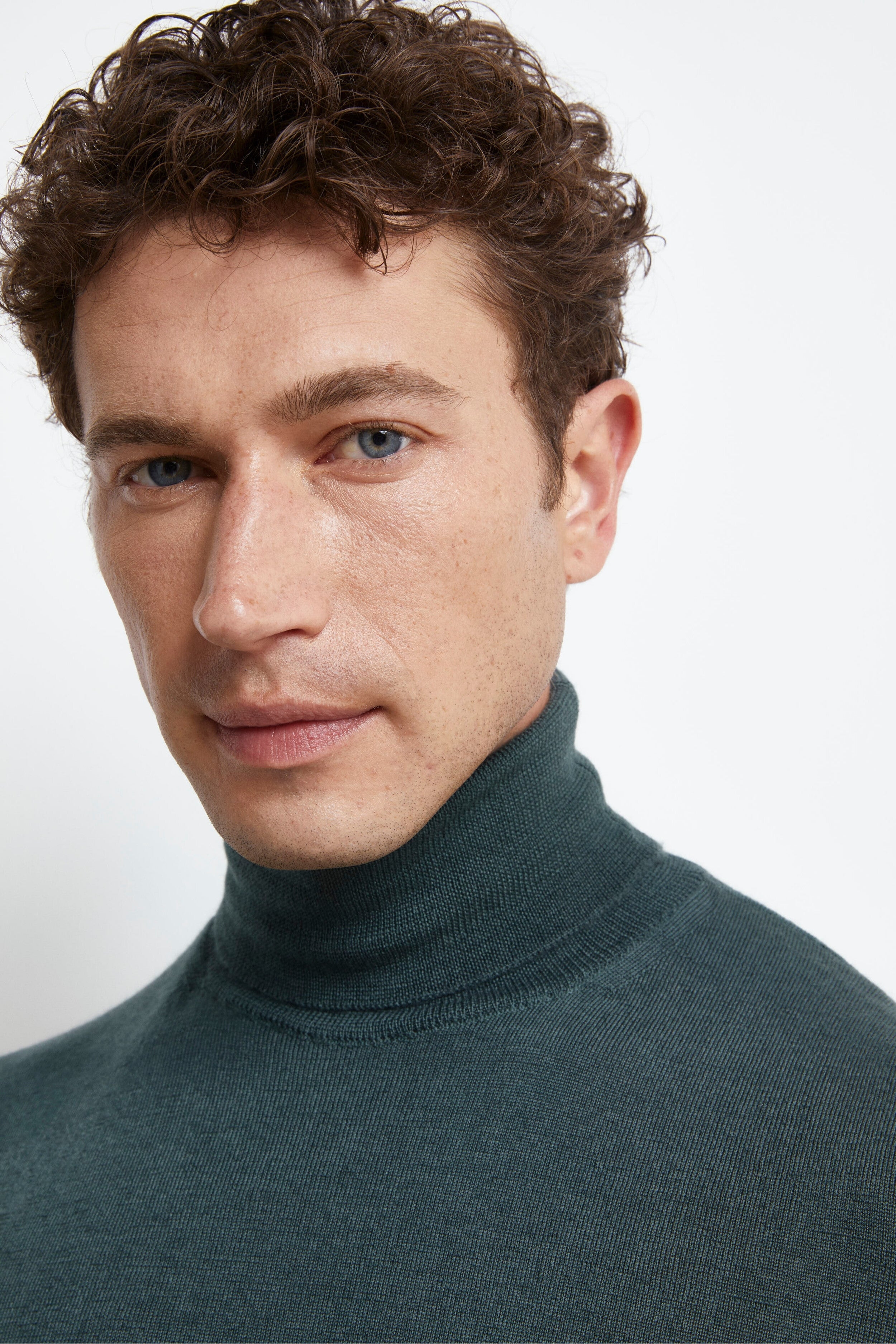 Men’s Merino Wool Turtleneck - Military green