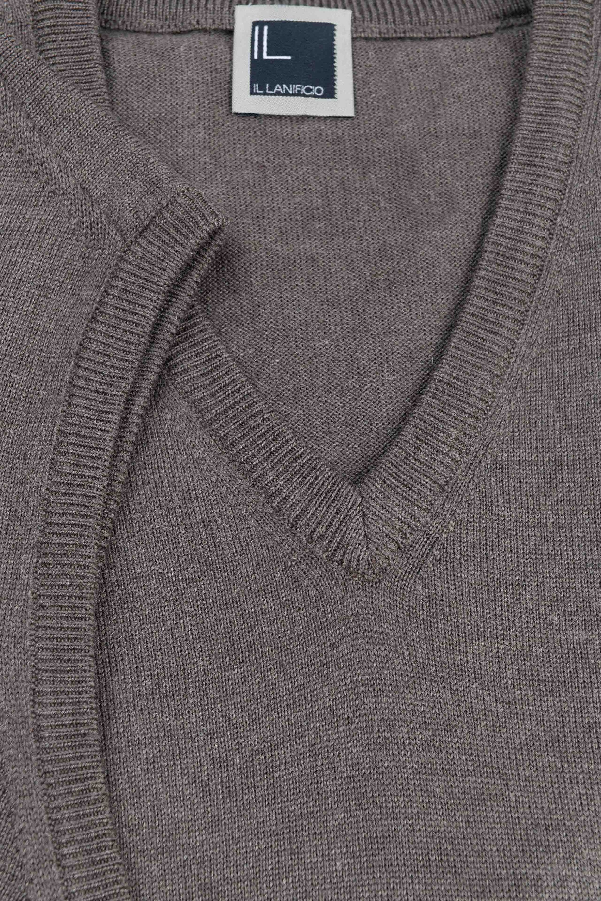 Wool V-neck waistcoat - gray