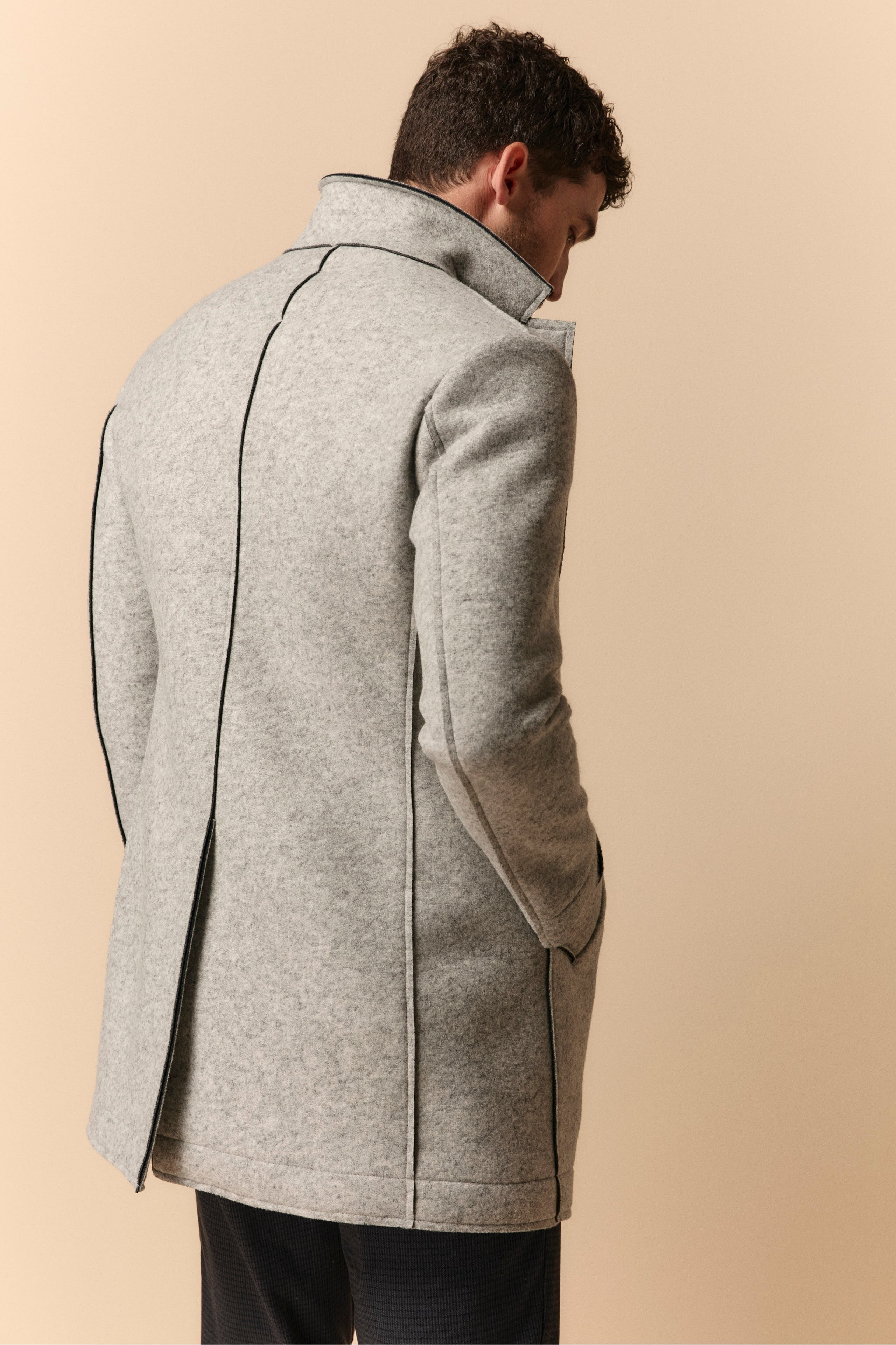 Manteau à Bords Bruts avec Gilet - Gris clair