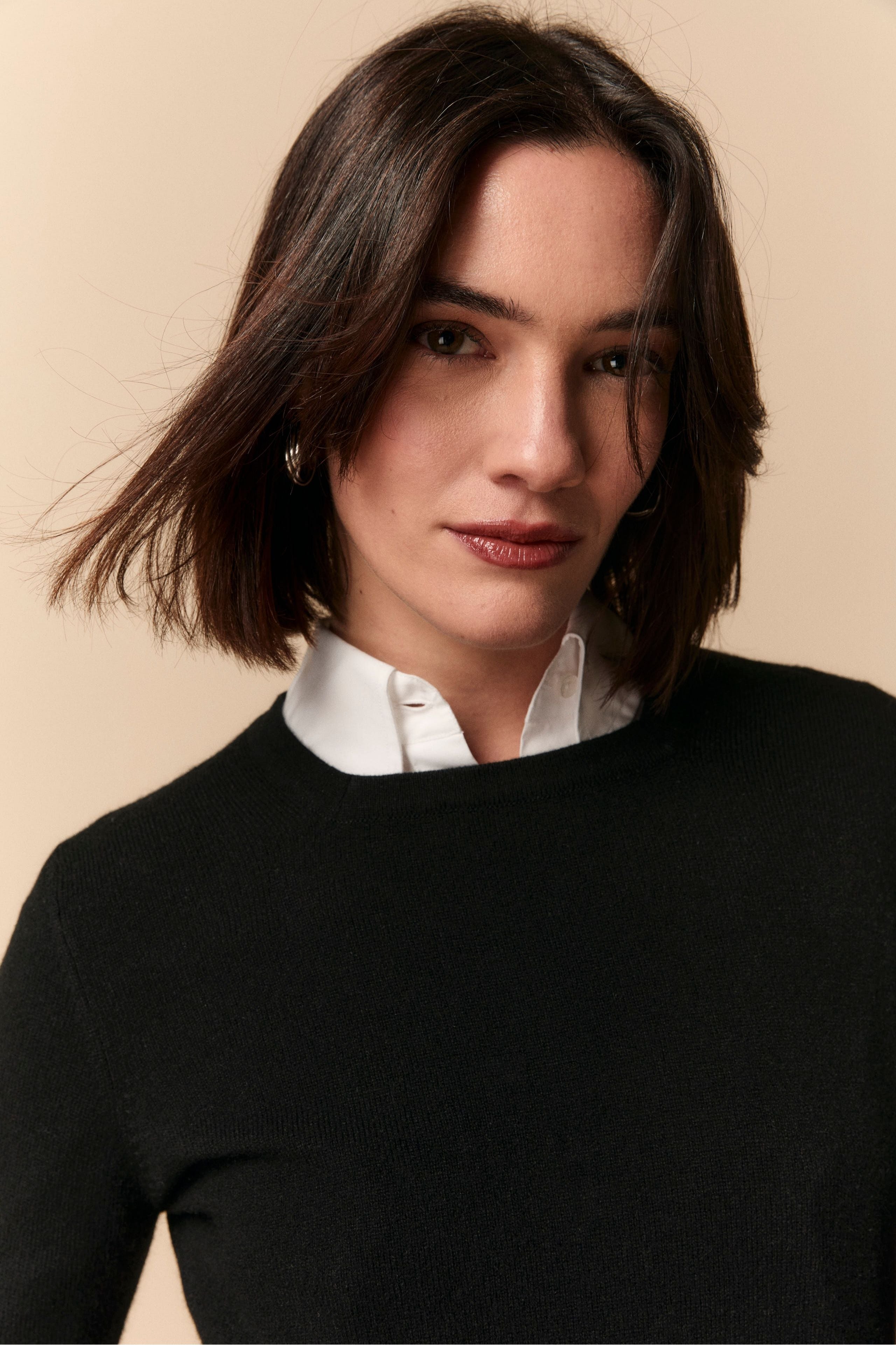 Crew-neck sweater with square neckline - BLACK