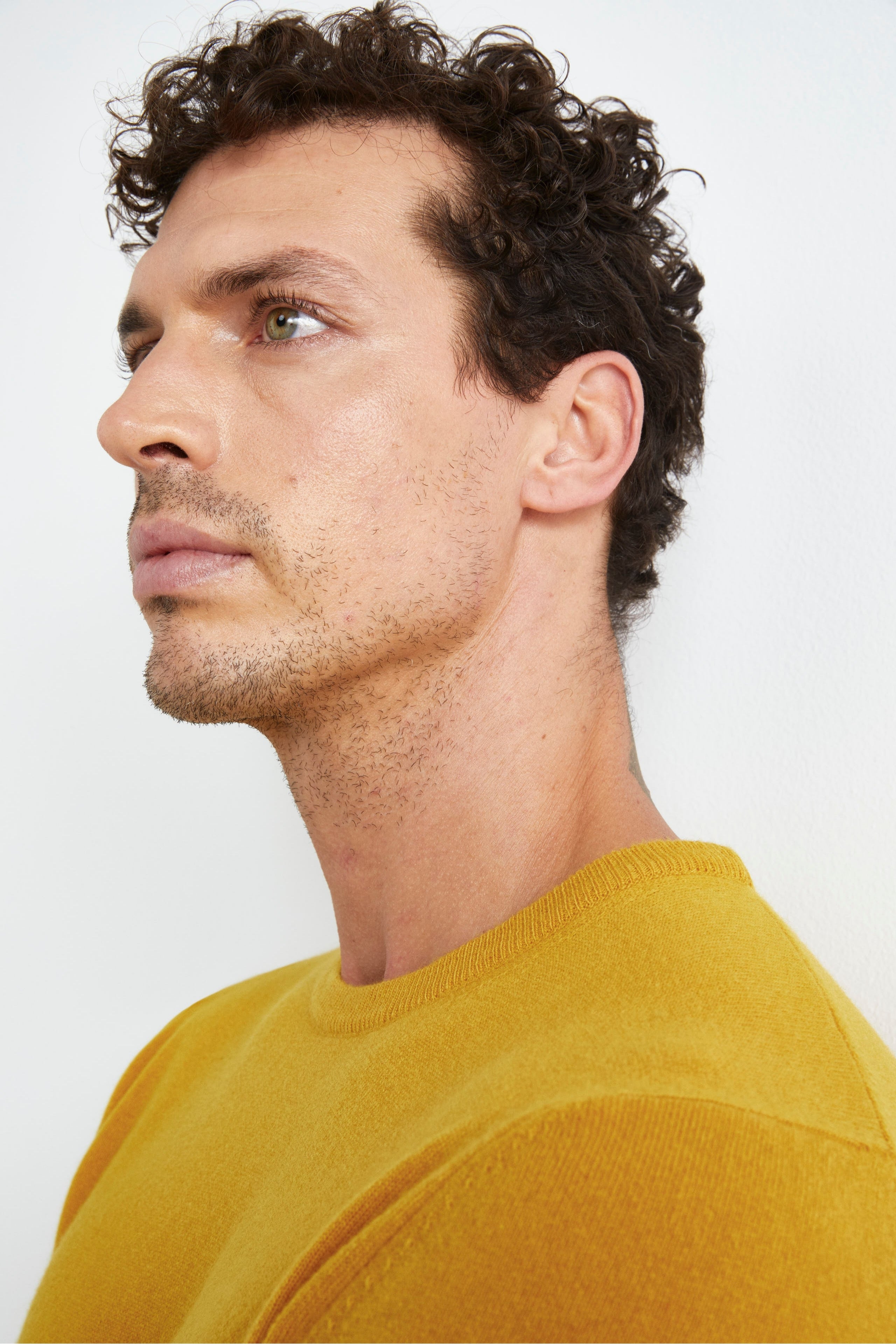 Sweater in Extrafine Merino Wool - Ochre