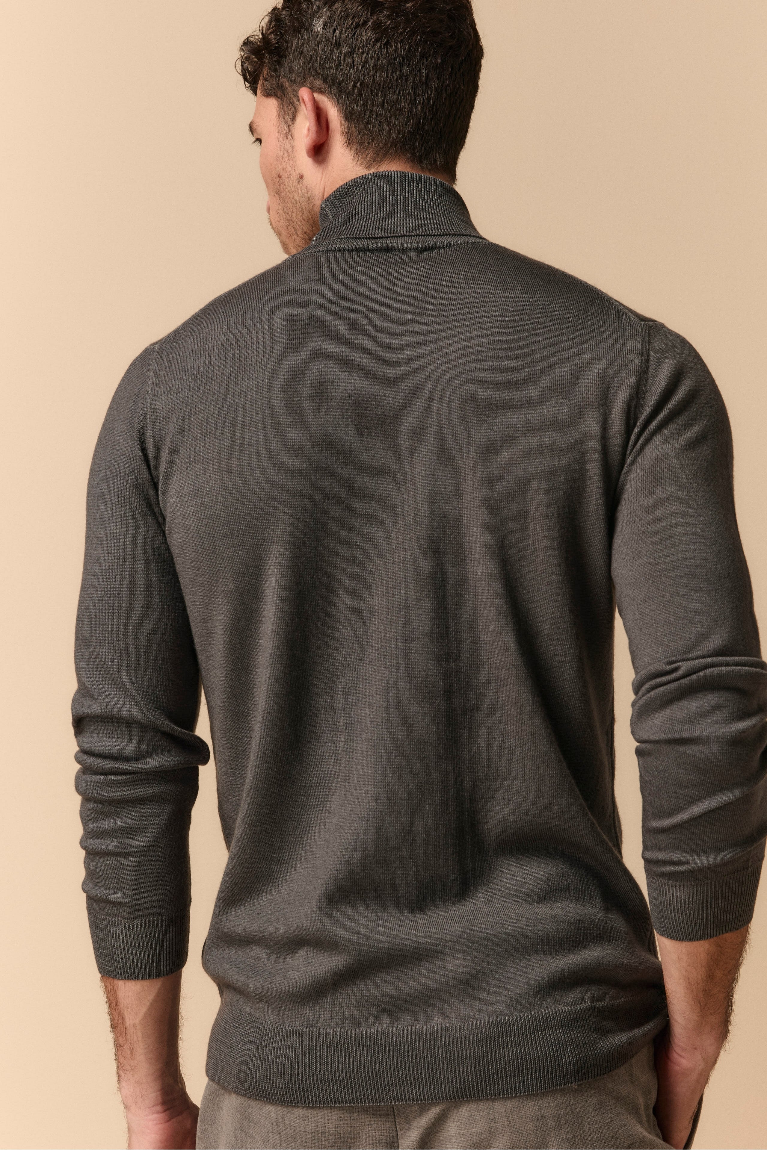 Knitted Turtleneck in Merino Wool - Smokey grey