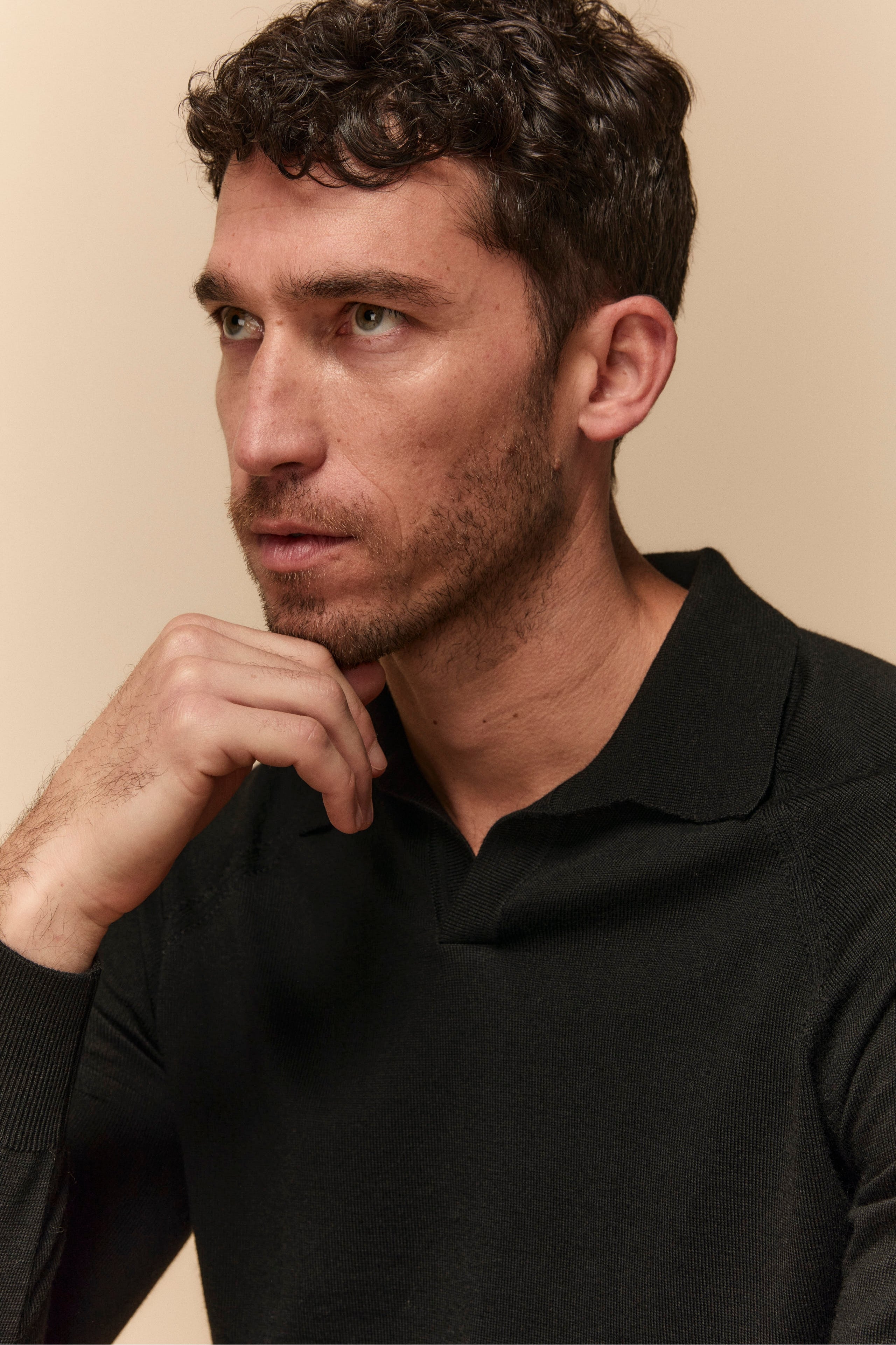 Raglan Polo in Extrafine Merino Wool - BLACK