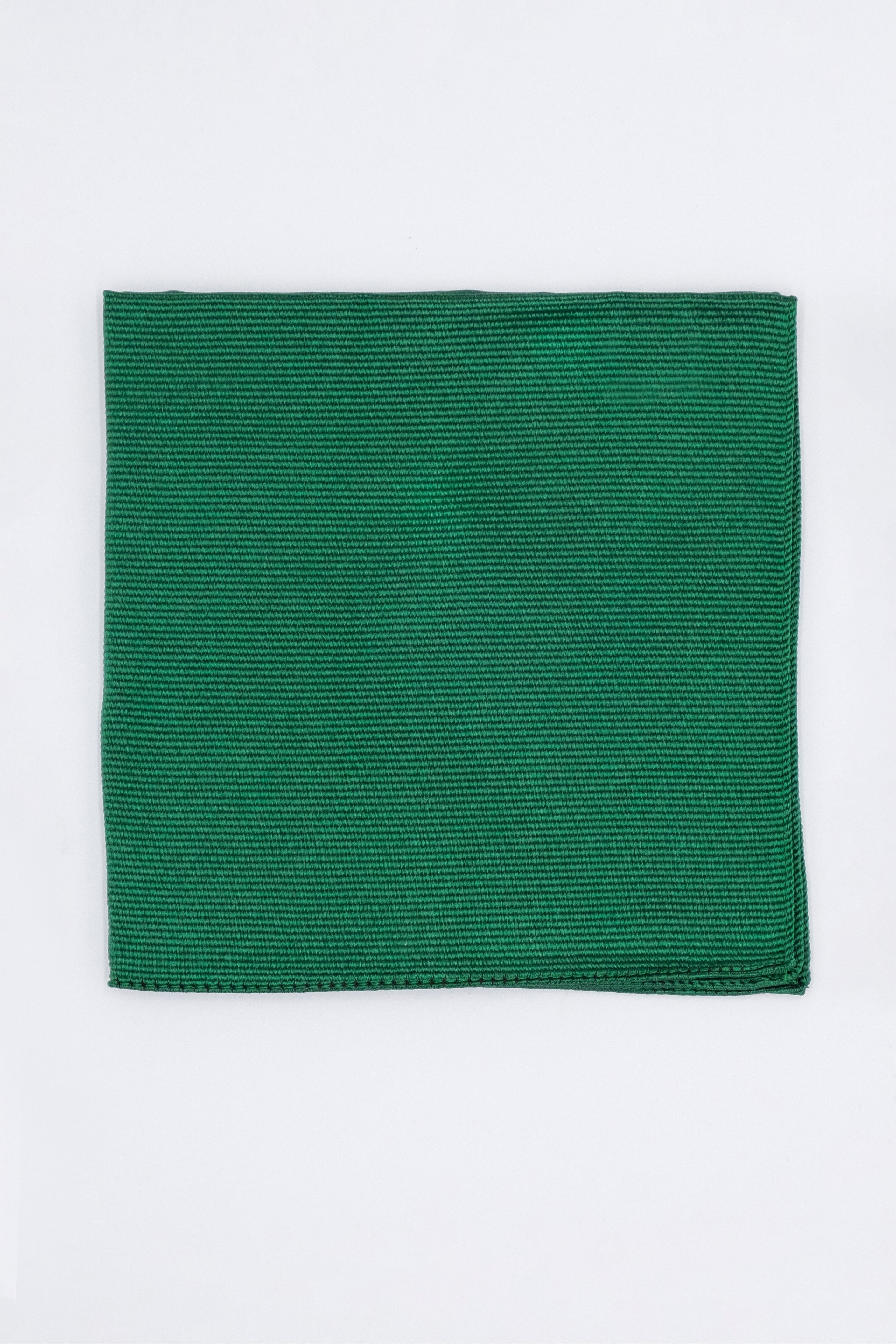  Elegant Silk Clutch - GREEN