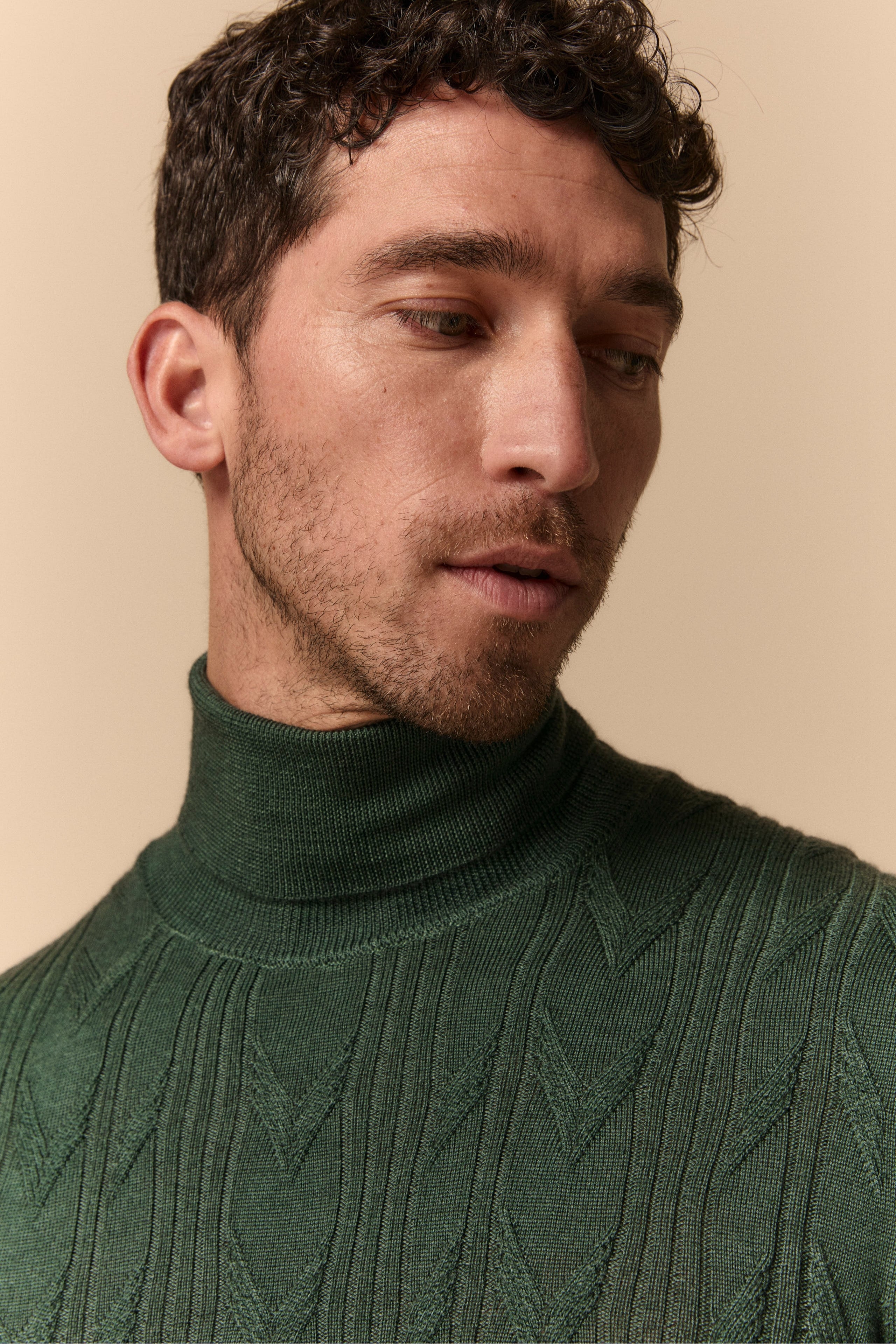 Knitted Turtleneck in Merino Wool - Military green