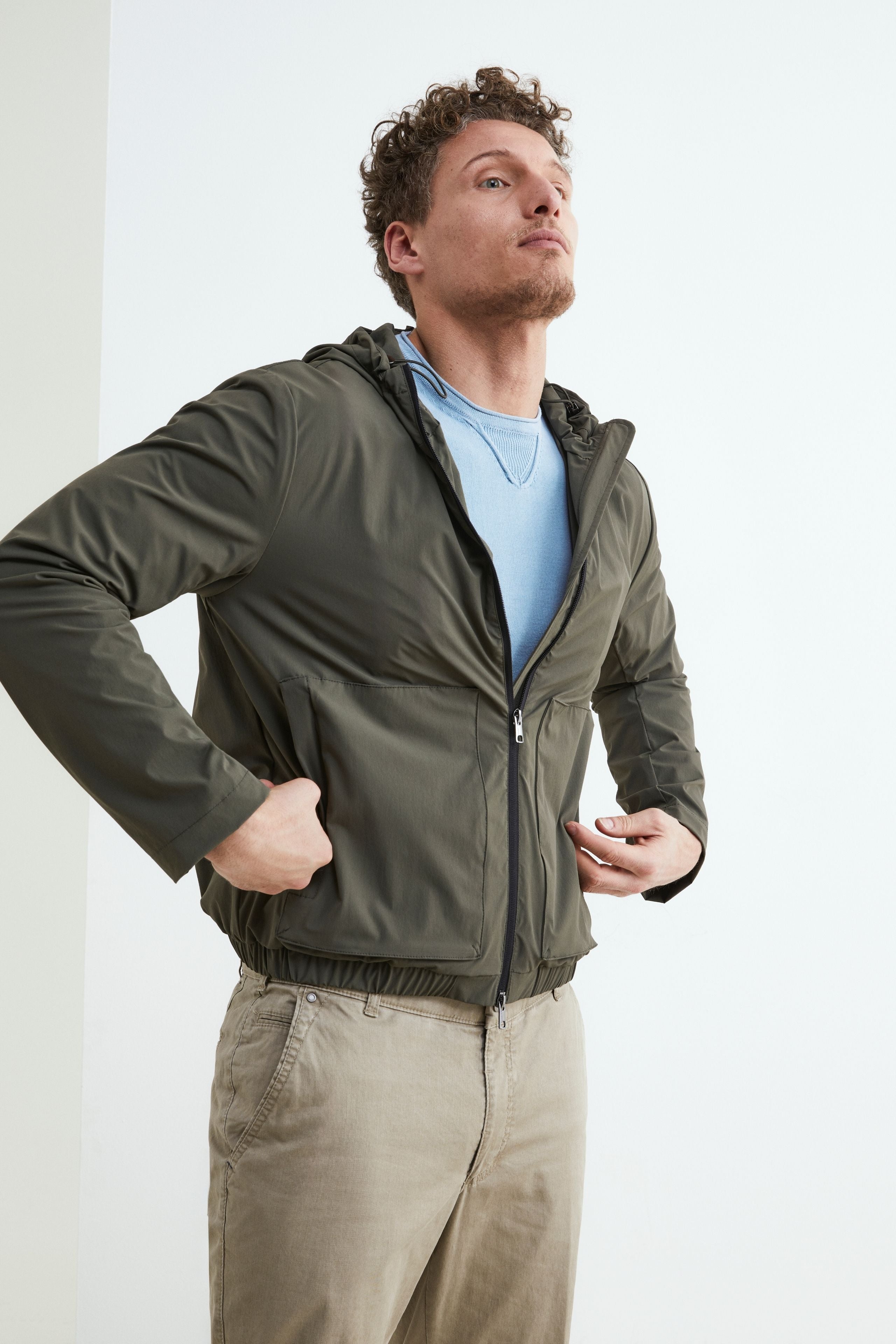 Waterproof jacket with hood - Military green