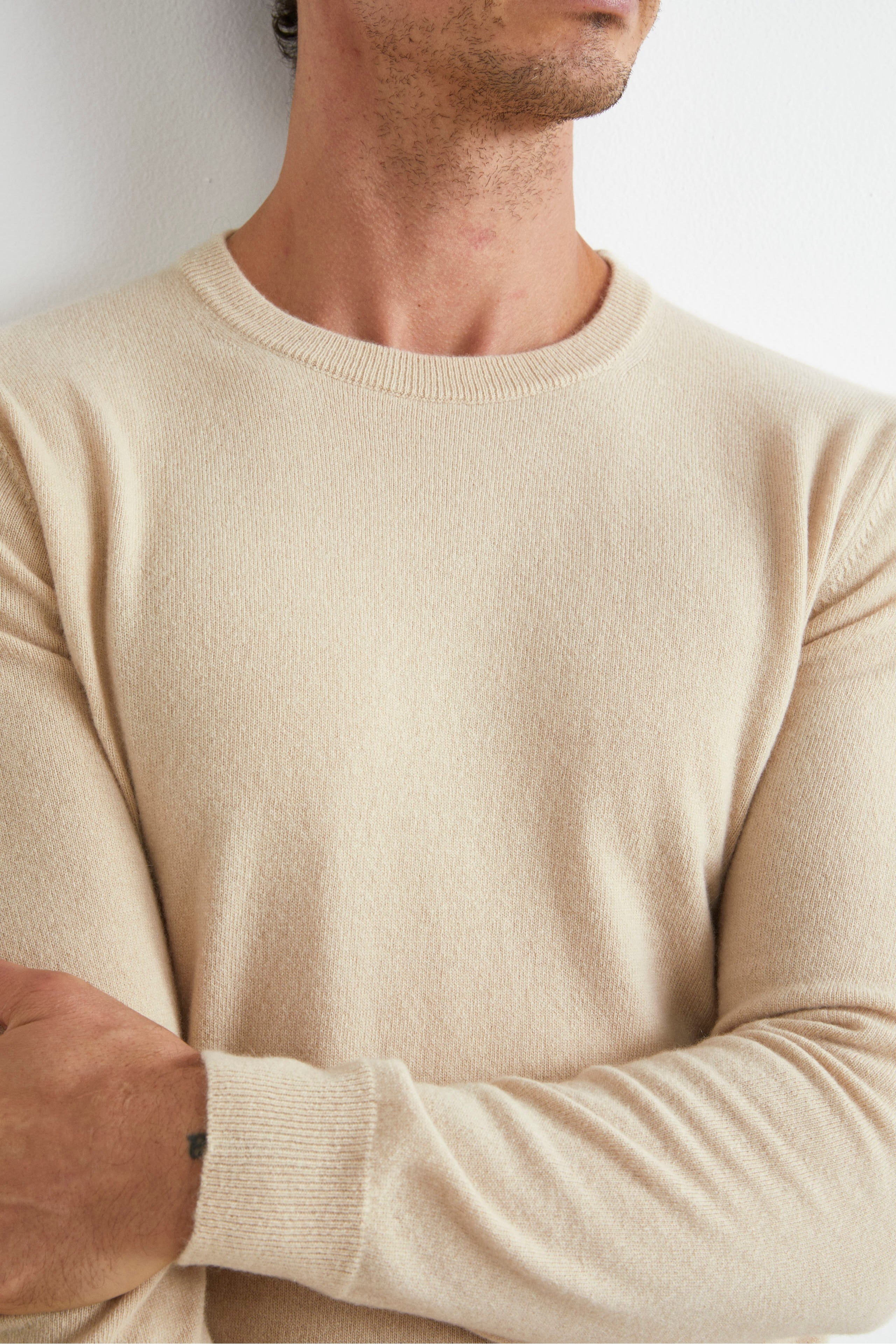 Crew-neck sweater in wool - Sand brown