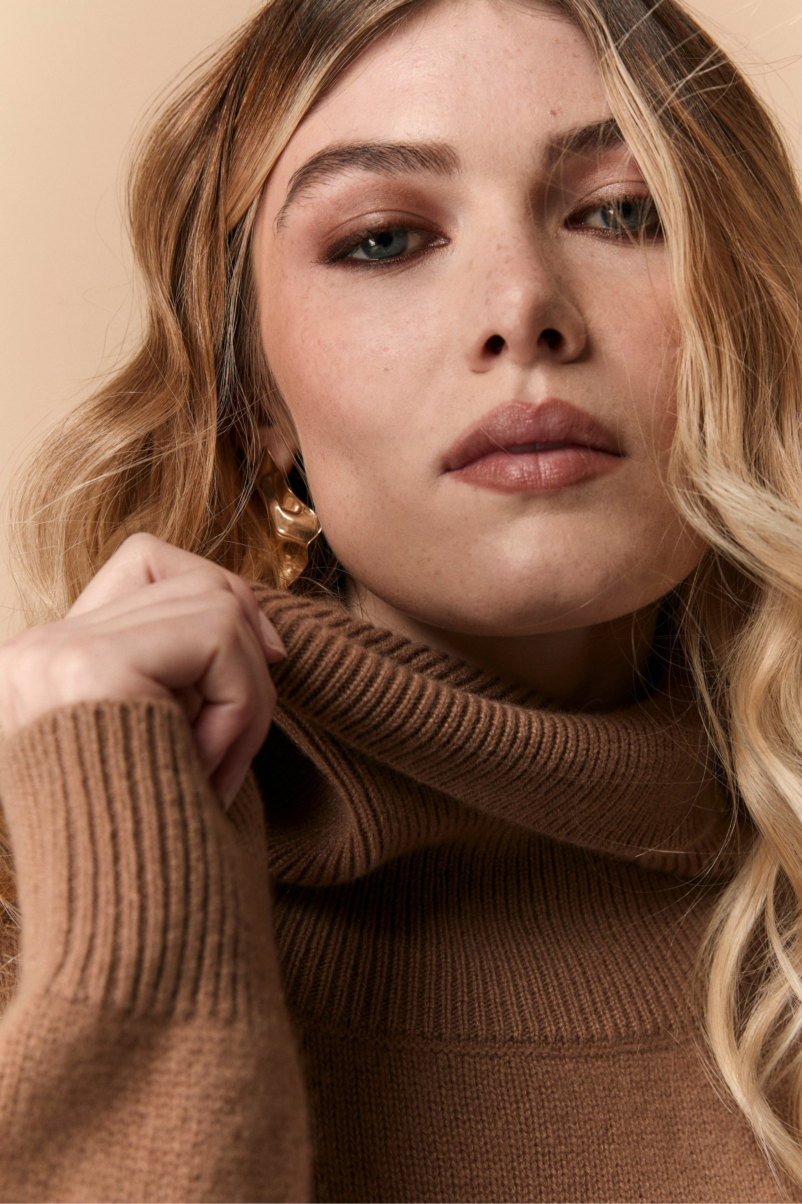 Oversized Turtleneck in Cashmere - CAMMELLO