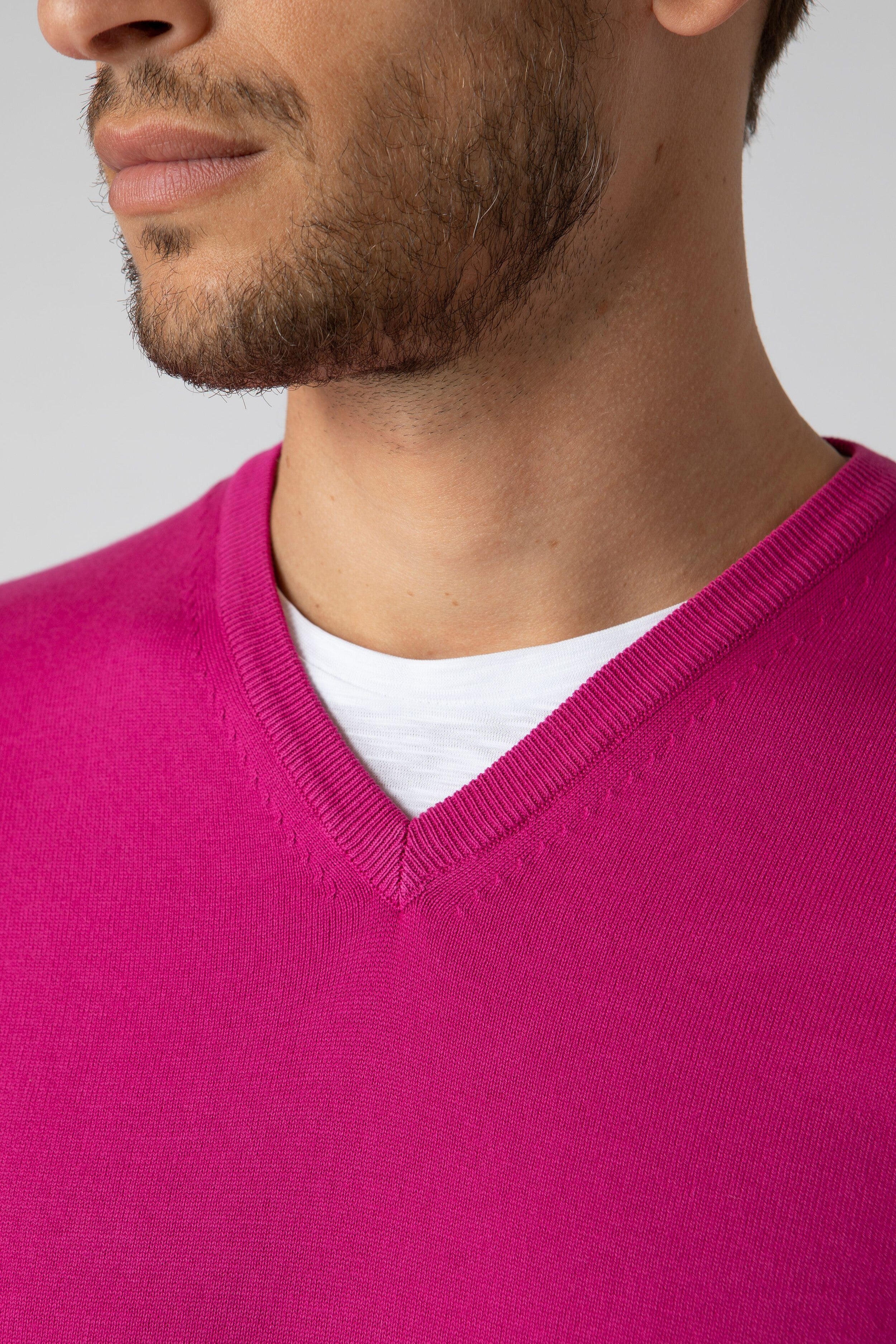 Pull en coton à col en V - Fuchsia