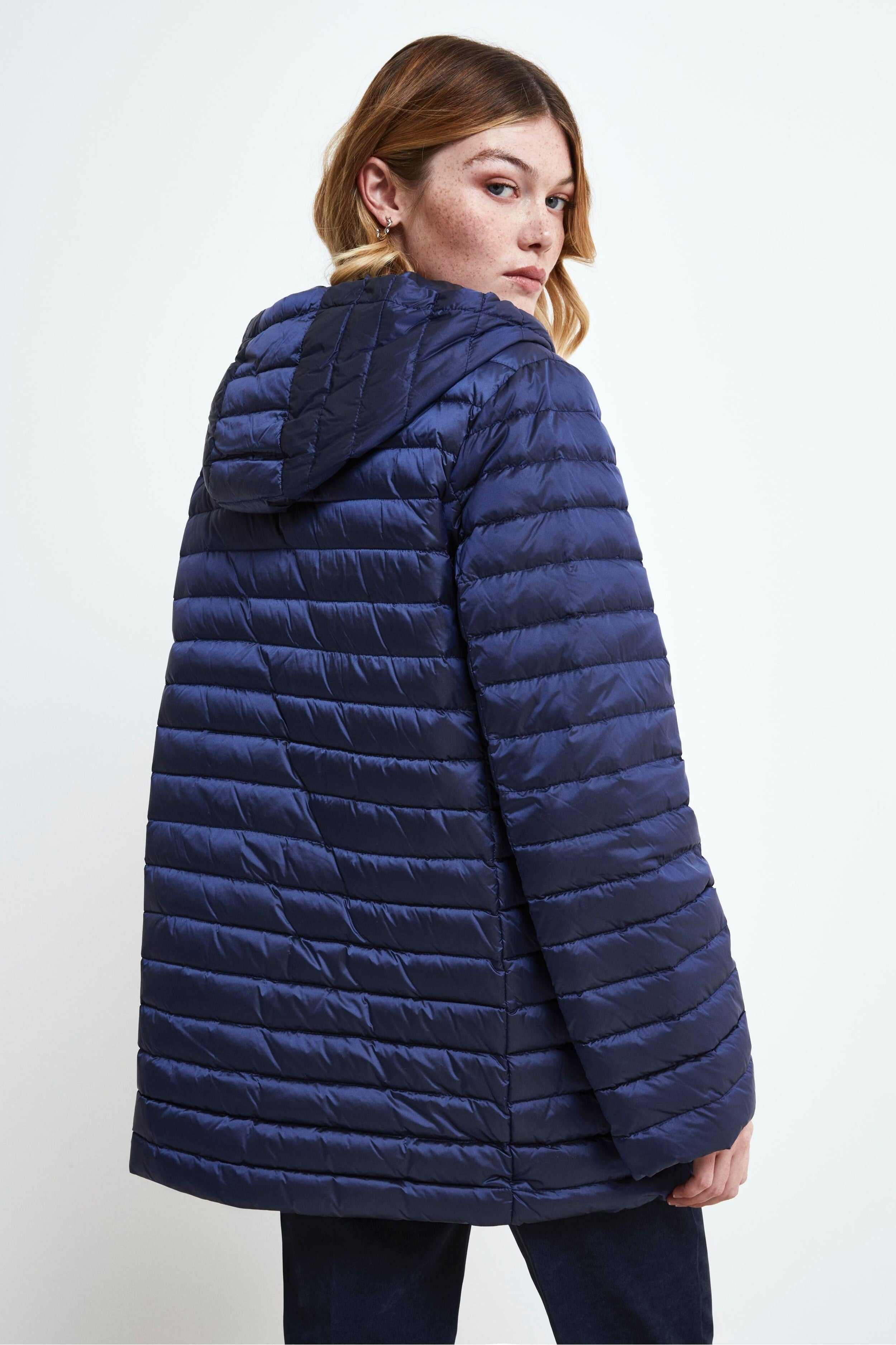 Gestepptes Daunenjacke mit Rautenmuster - BLAU