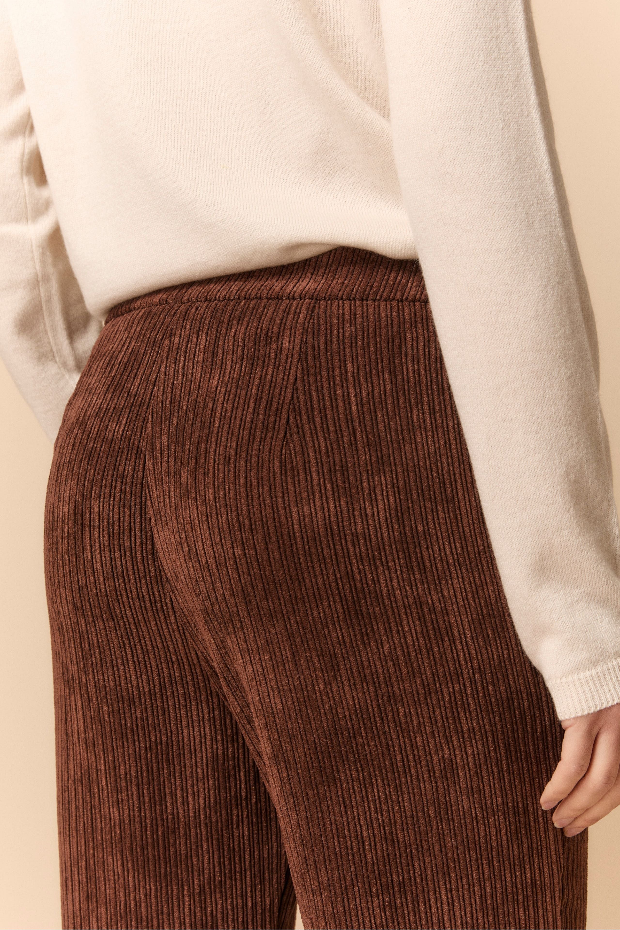 Flared Trousers in Velvet - Cinnamon