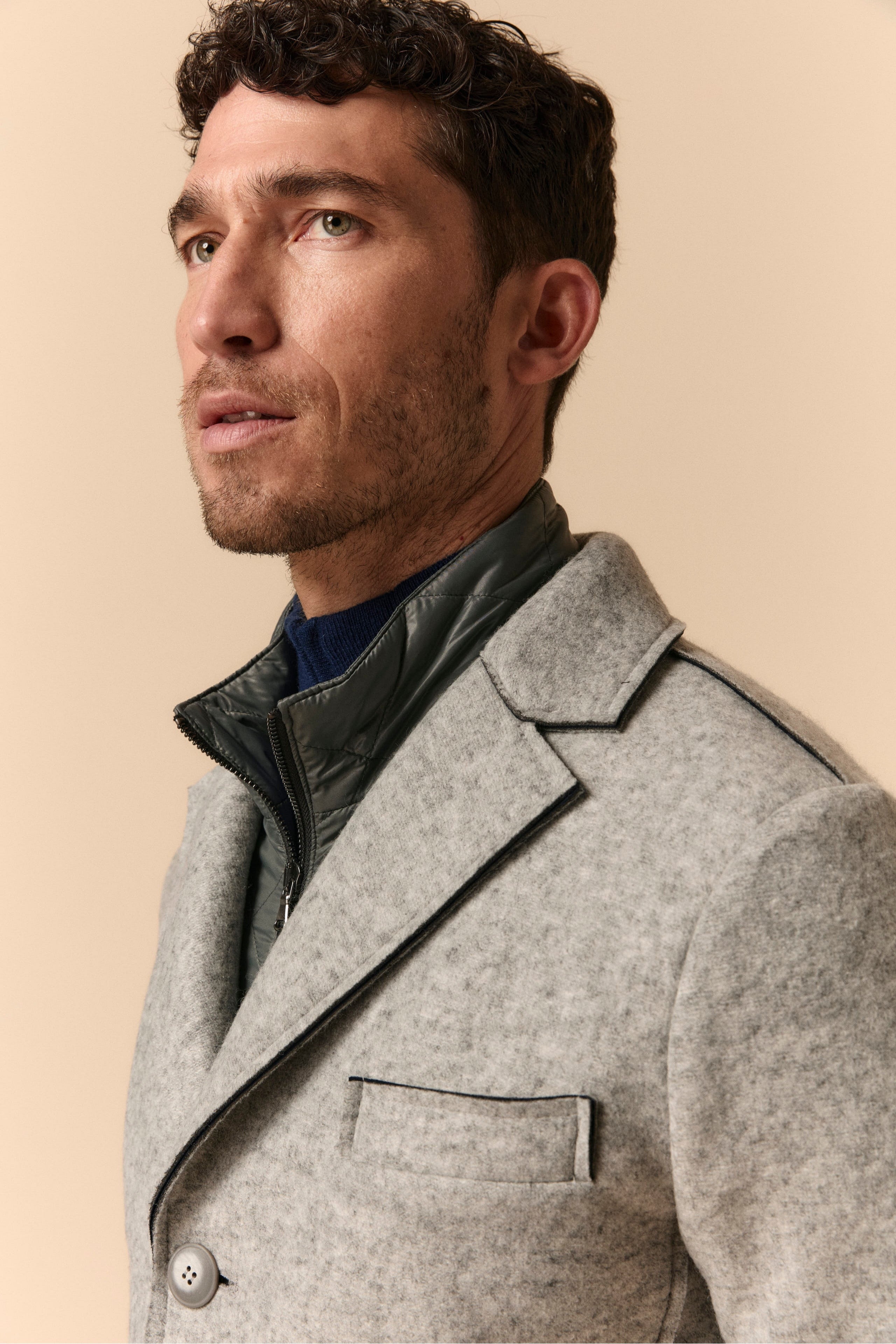 Raw-Cut Coat with Vest - Light grey