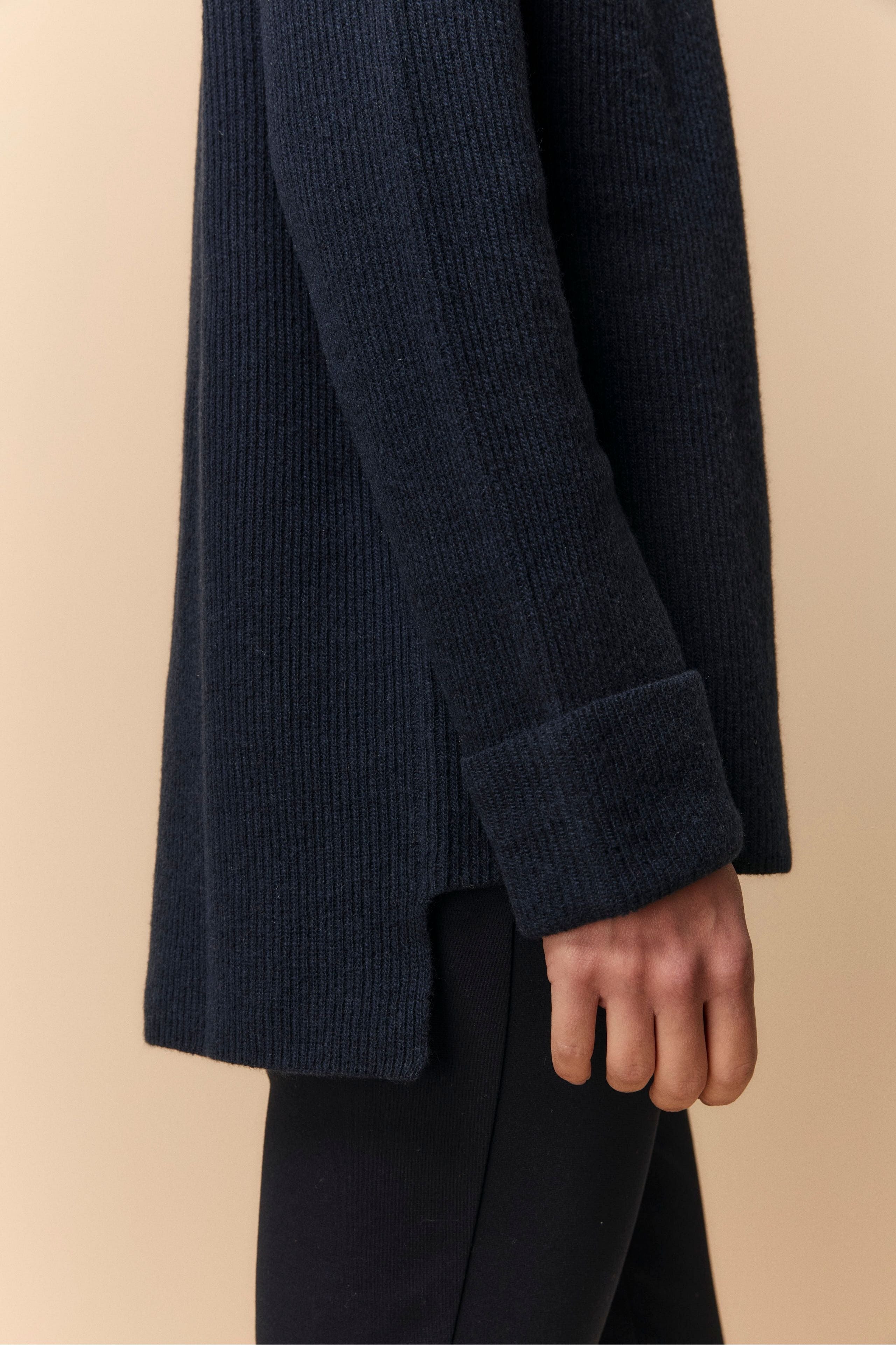 Ribbed Crew Neck Sweater in Wool and Cashmere - BLUE