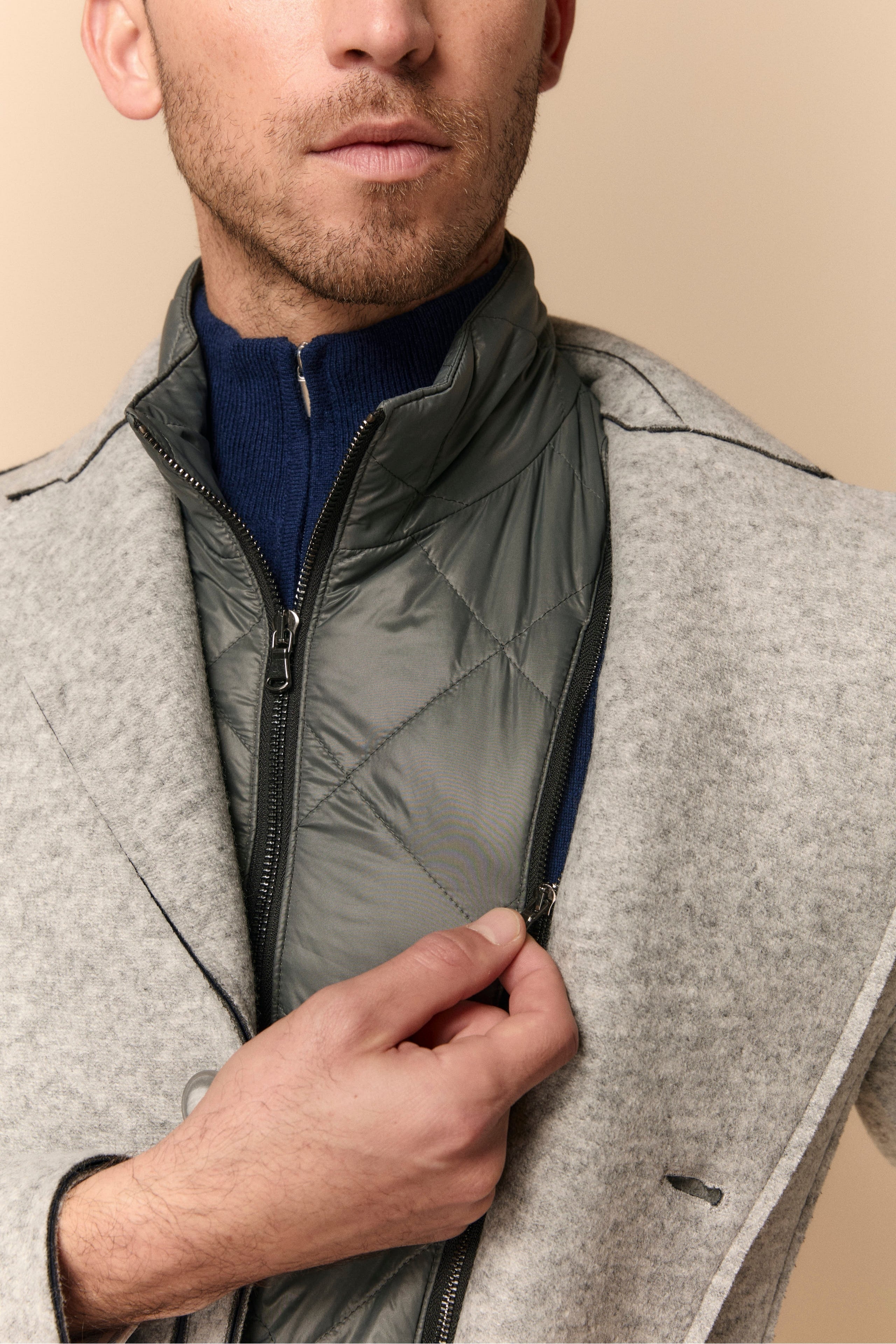 Raw-Cut Coat with Vest - Light grey