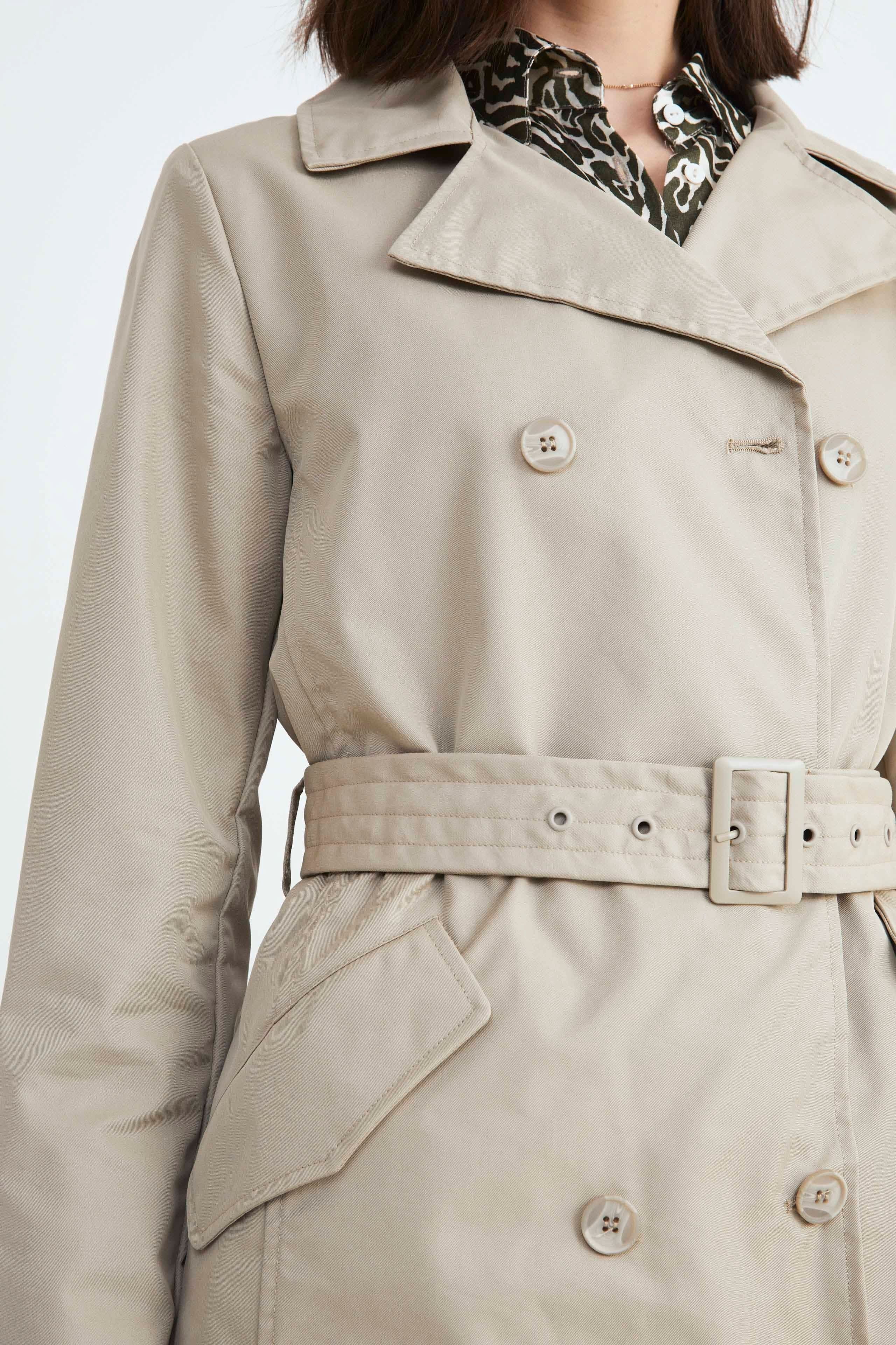 Elegant women’s trench coat - Sand brown