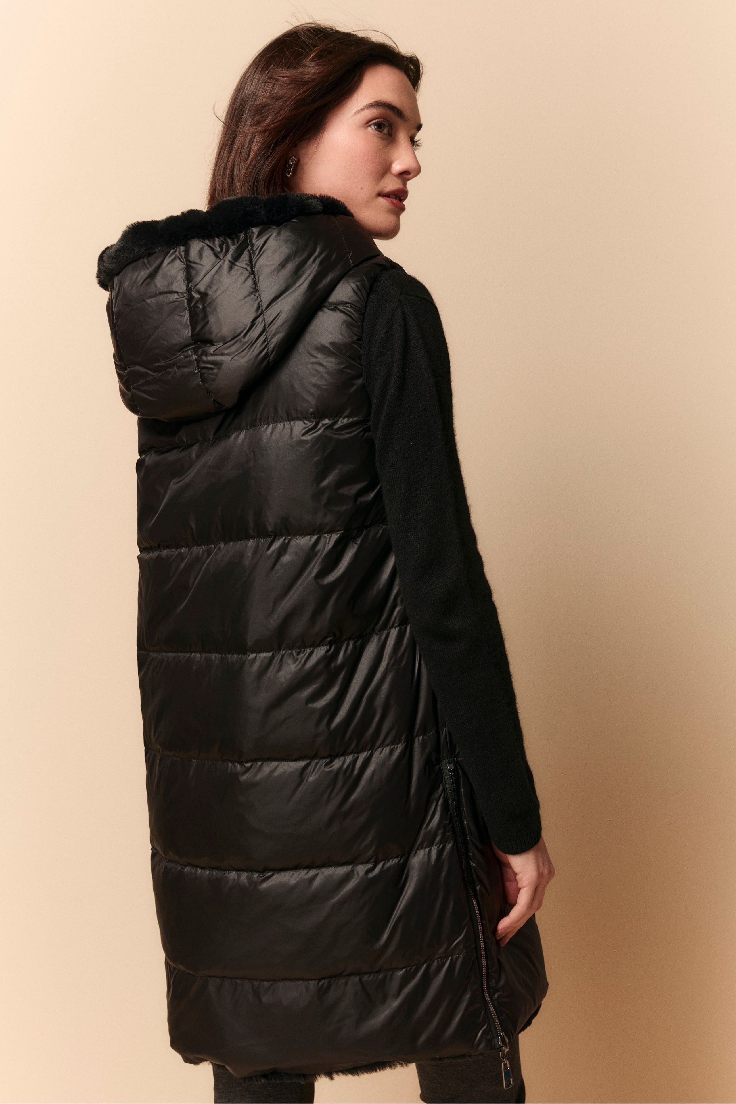 Reversible Fur Vest - BLACK