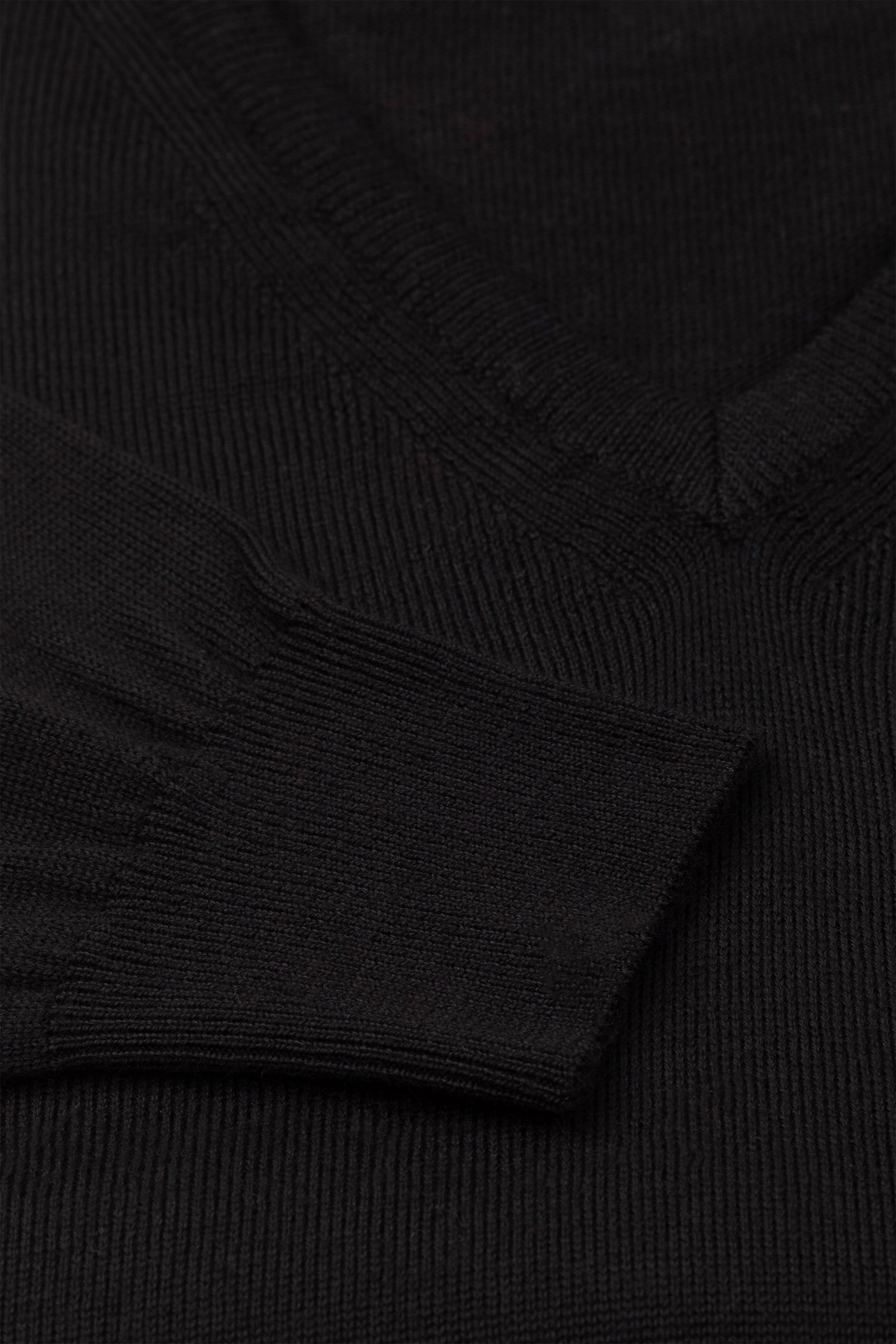 Wool V-neck jumper - BLACK