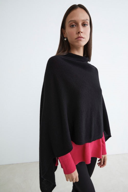 Cashmere cape - BLACK