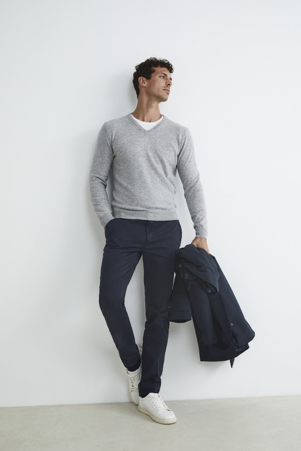 V-neck sweater in cashmere - Grey melange