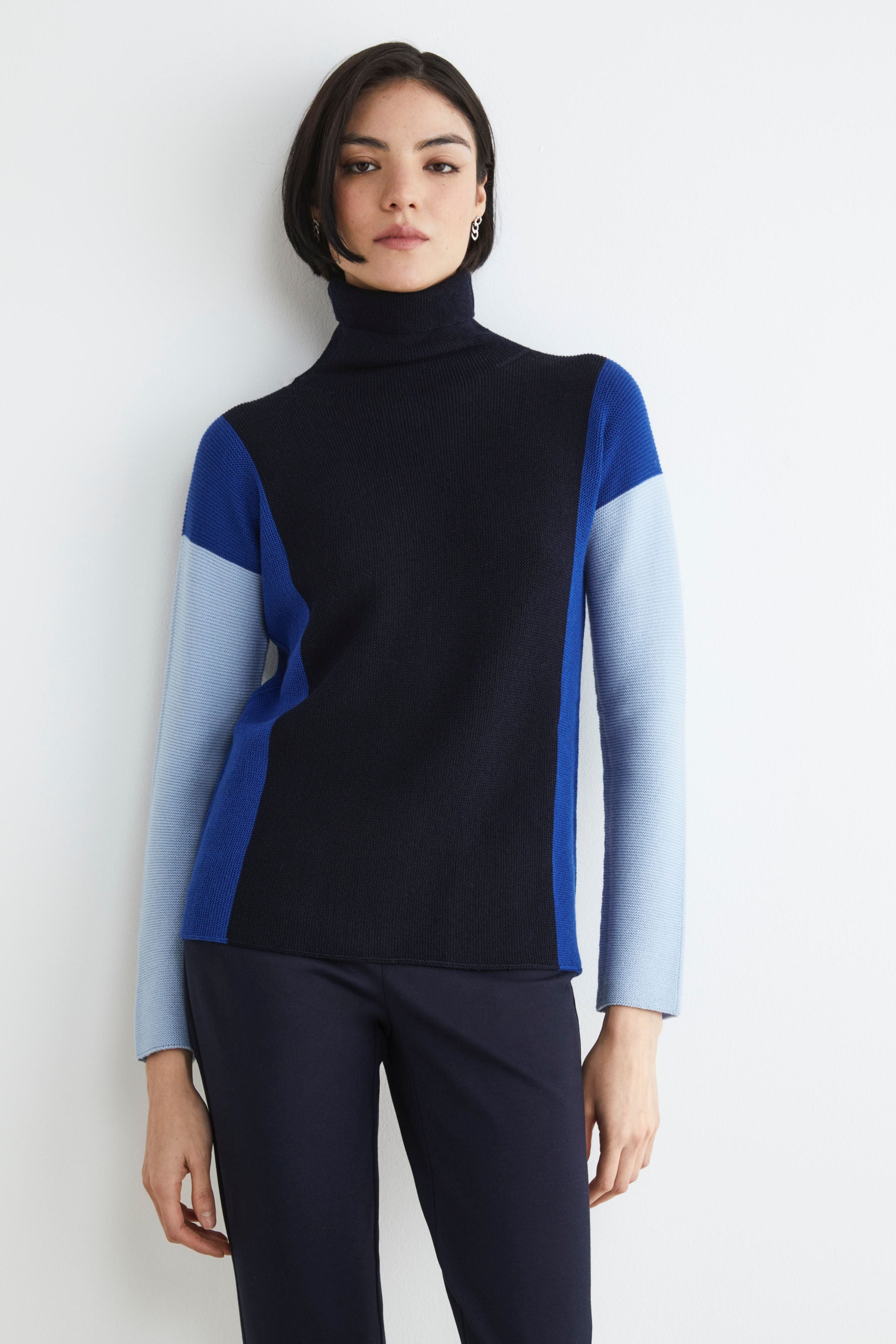 Colorblock-Rollkragenpullover - BLAU