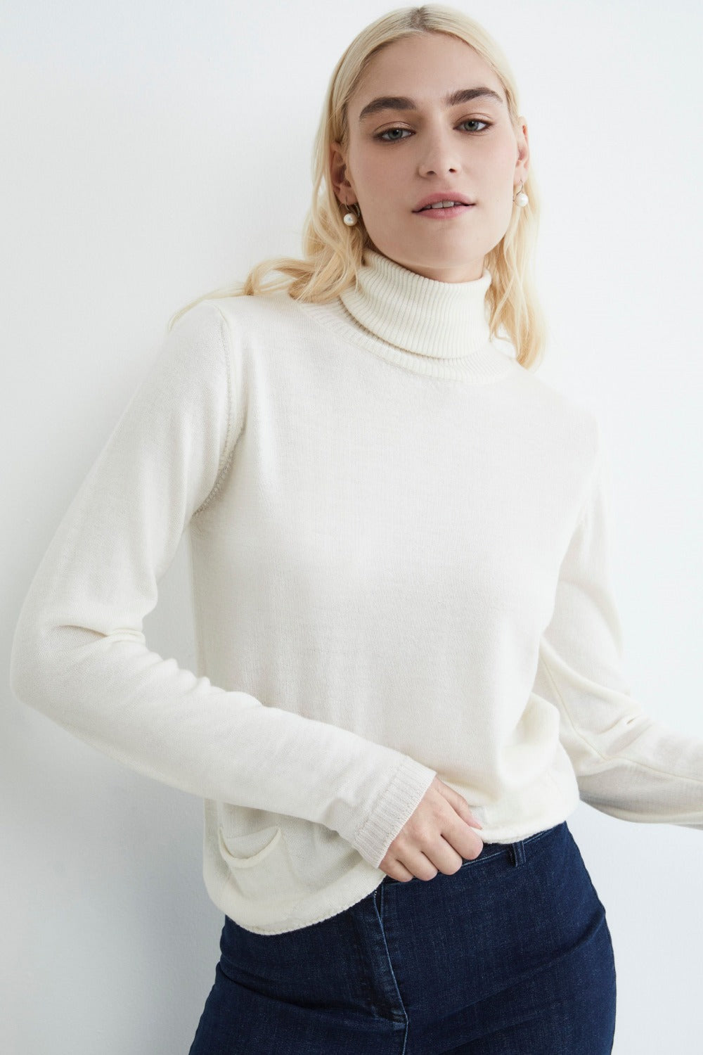 Turtleneck sweater with pockets - ECRU