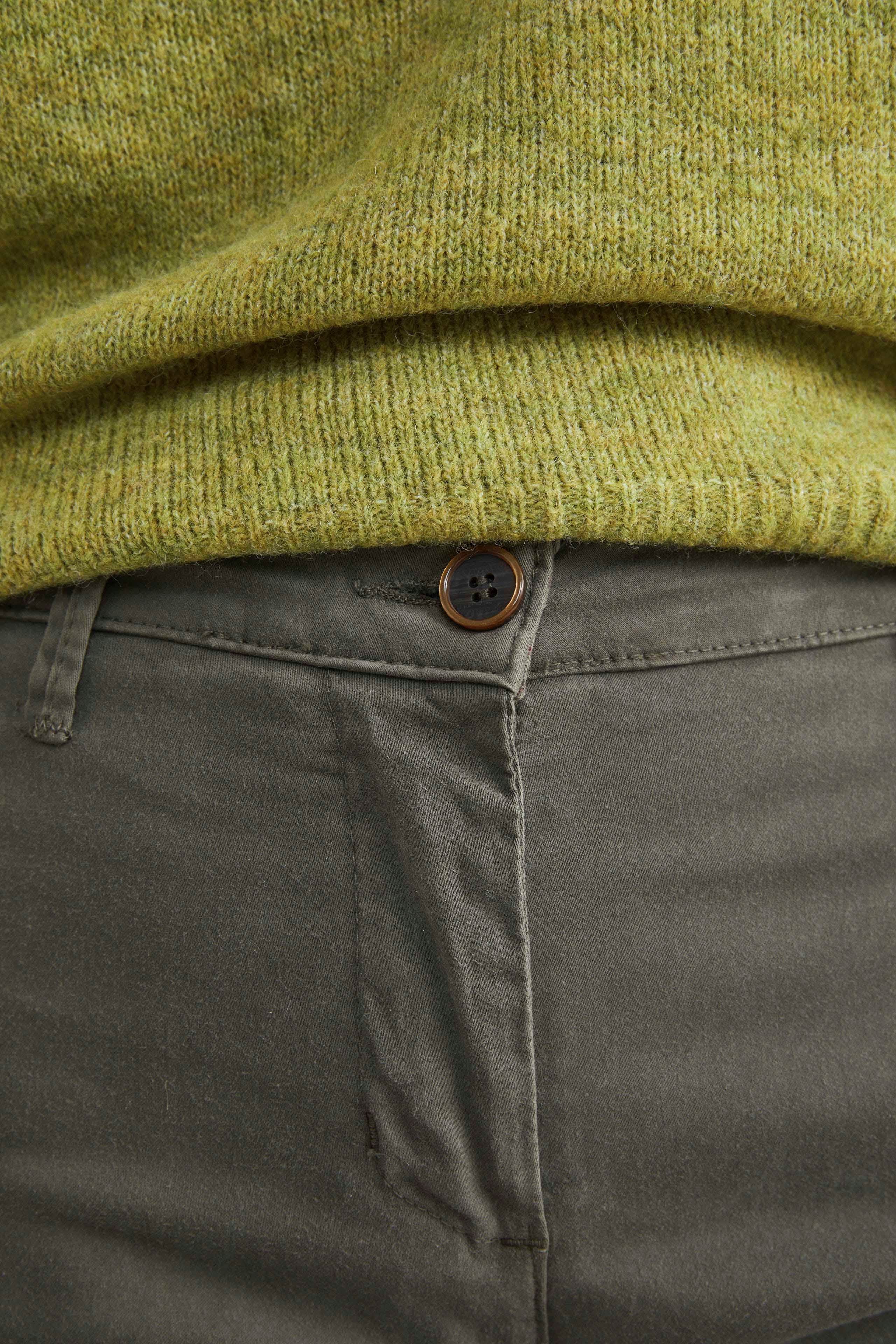 Classic women’s trousers - Military green