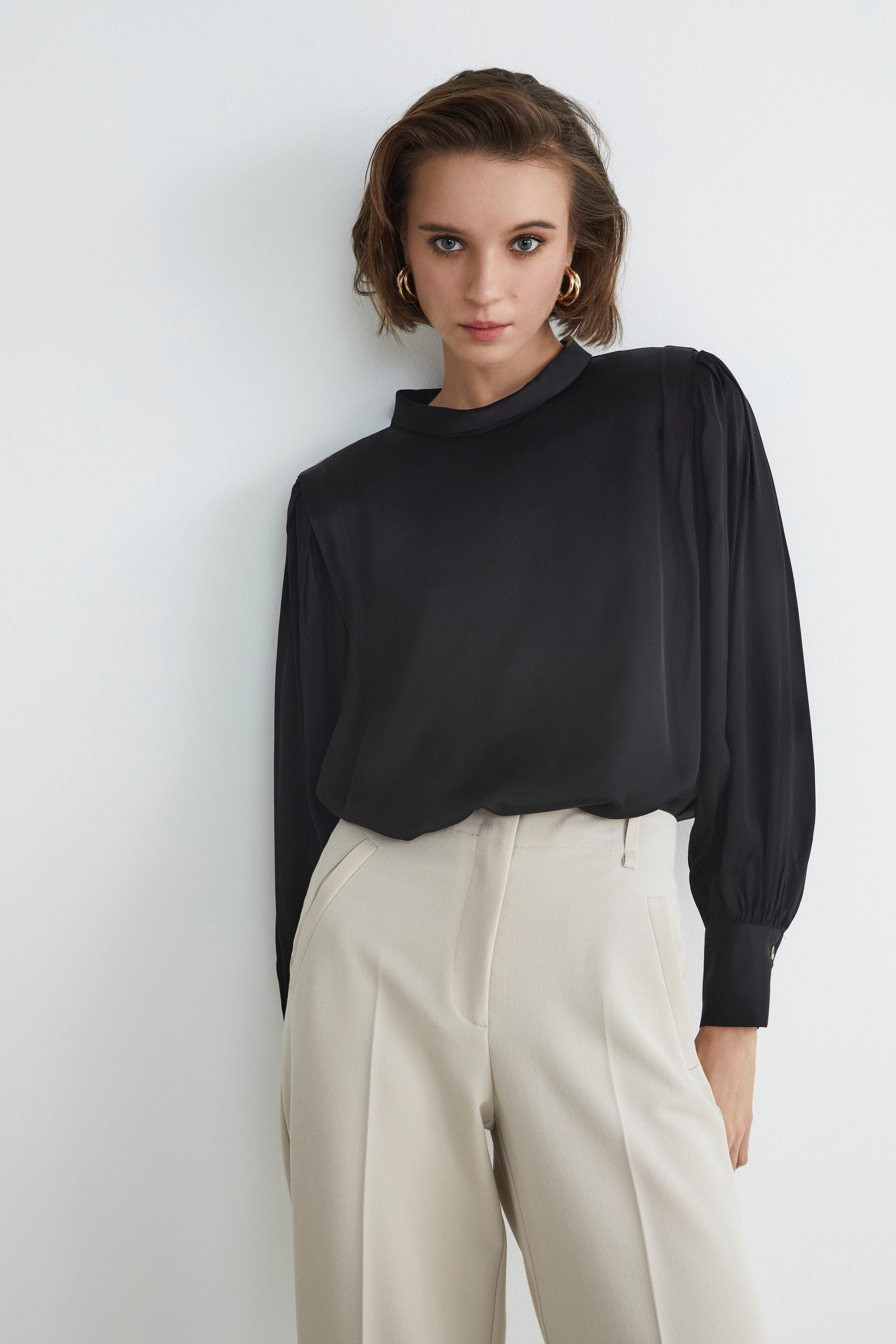 Smart women’s blouse - BLACK